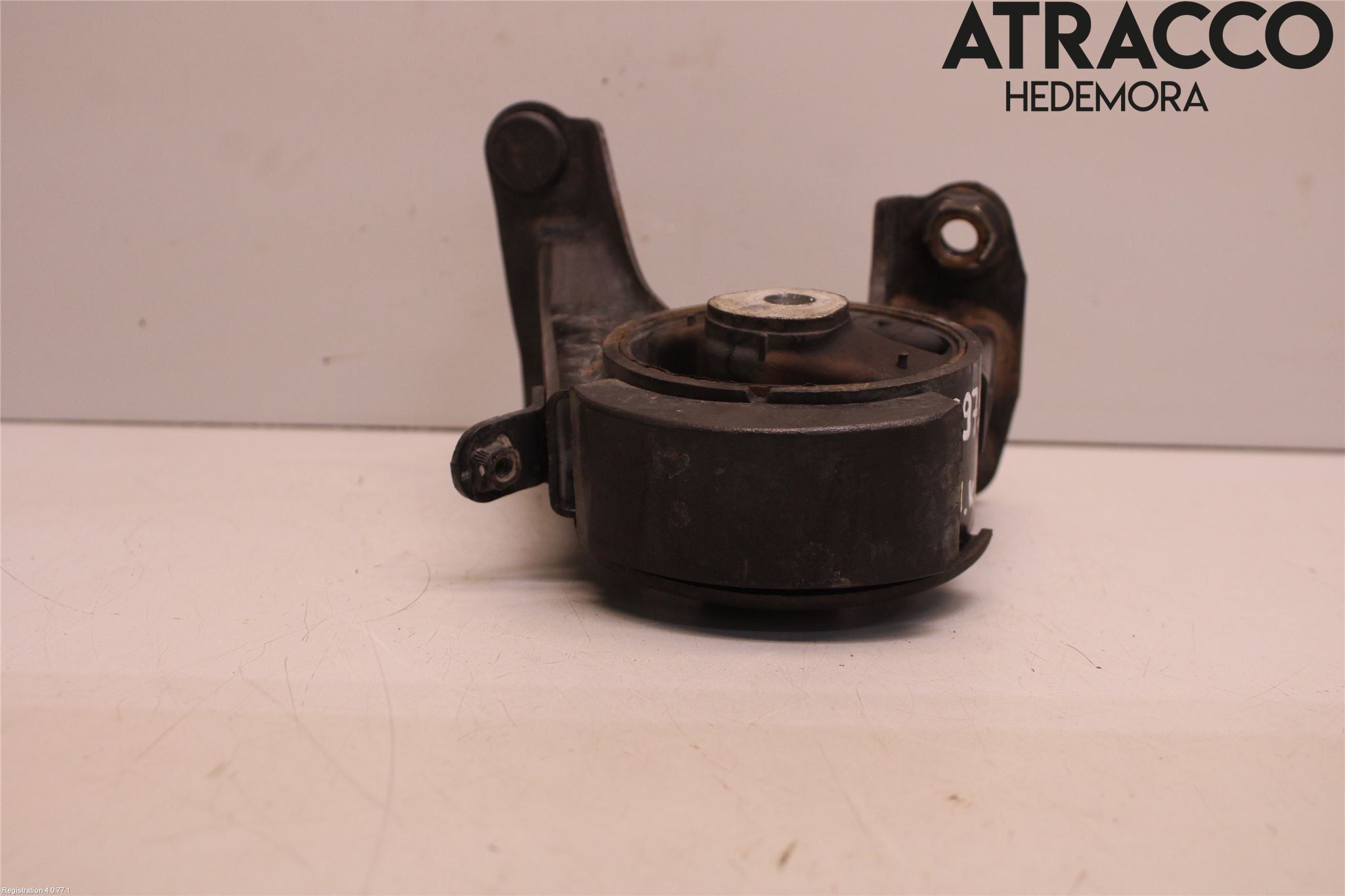 Toyota AVENSIS 16-18 Motorfäste