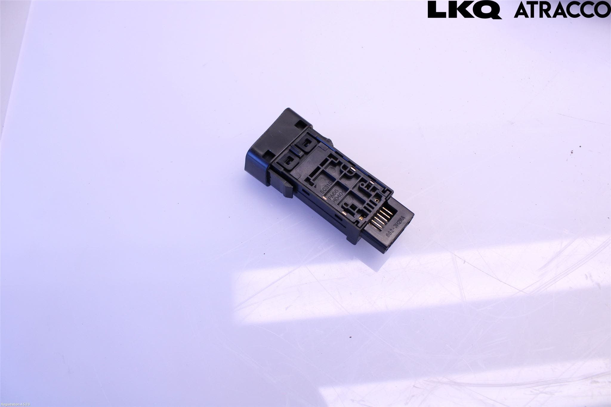 Toyota PRIUS ZVW30 09-20 Strömställare Parkeringsbroms