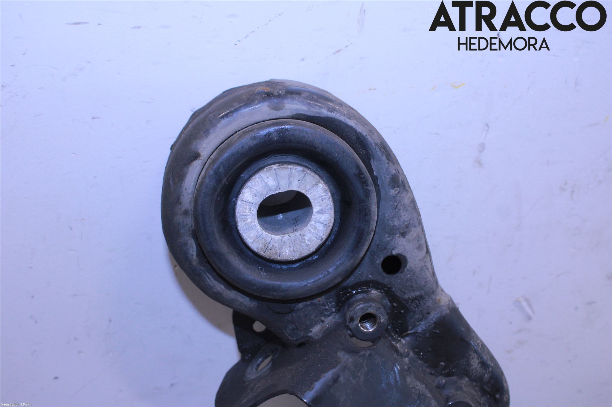 Audi A6/S6     05-11 Framvagnsbalk