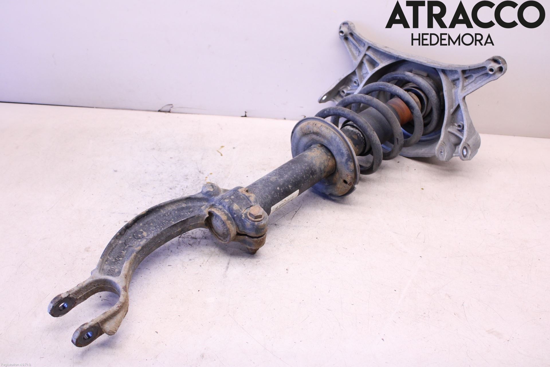 Audi Q5 09-16 Fjäderben Fram Vänster