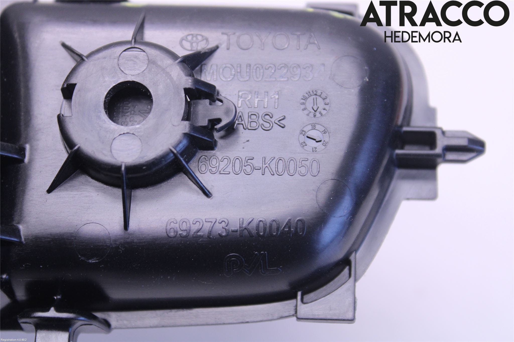 Toyota YARIS XP21 20- Dörrhandtag Inre Hö