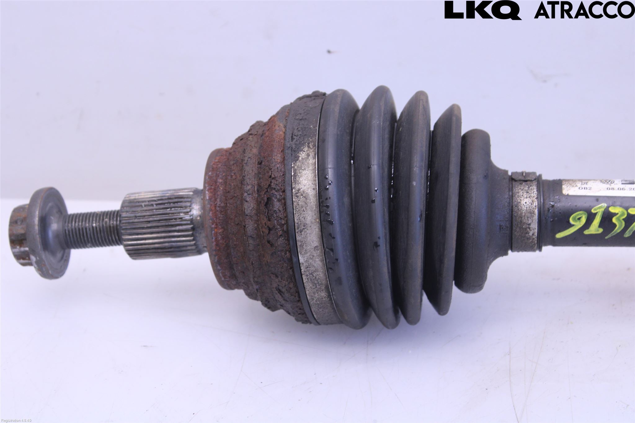 Volkswagen VW GOLF SPORTSVAN 15-20 Drivaxel Fram Vänster