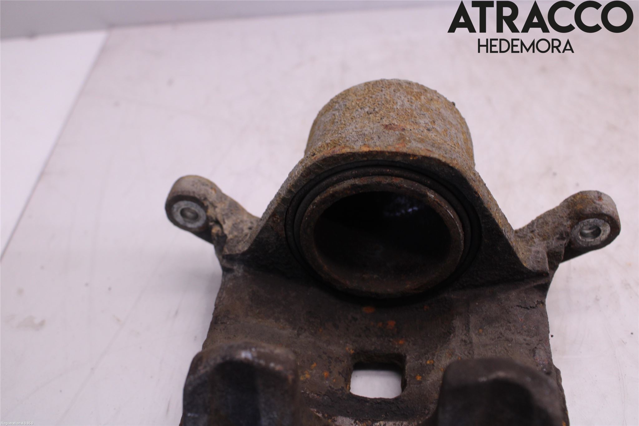 Nissan PULSAR Bromsok Fram Höger