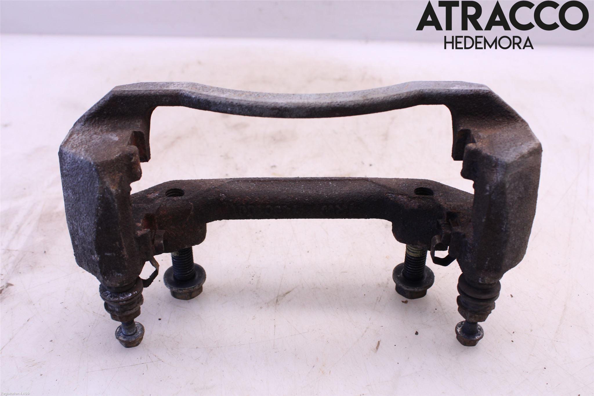 Dodge PICK UP RAM 81- Bromsokshållare