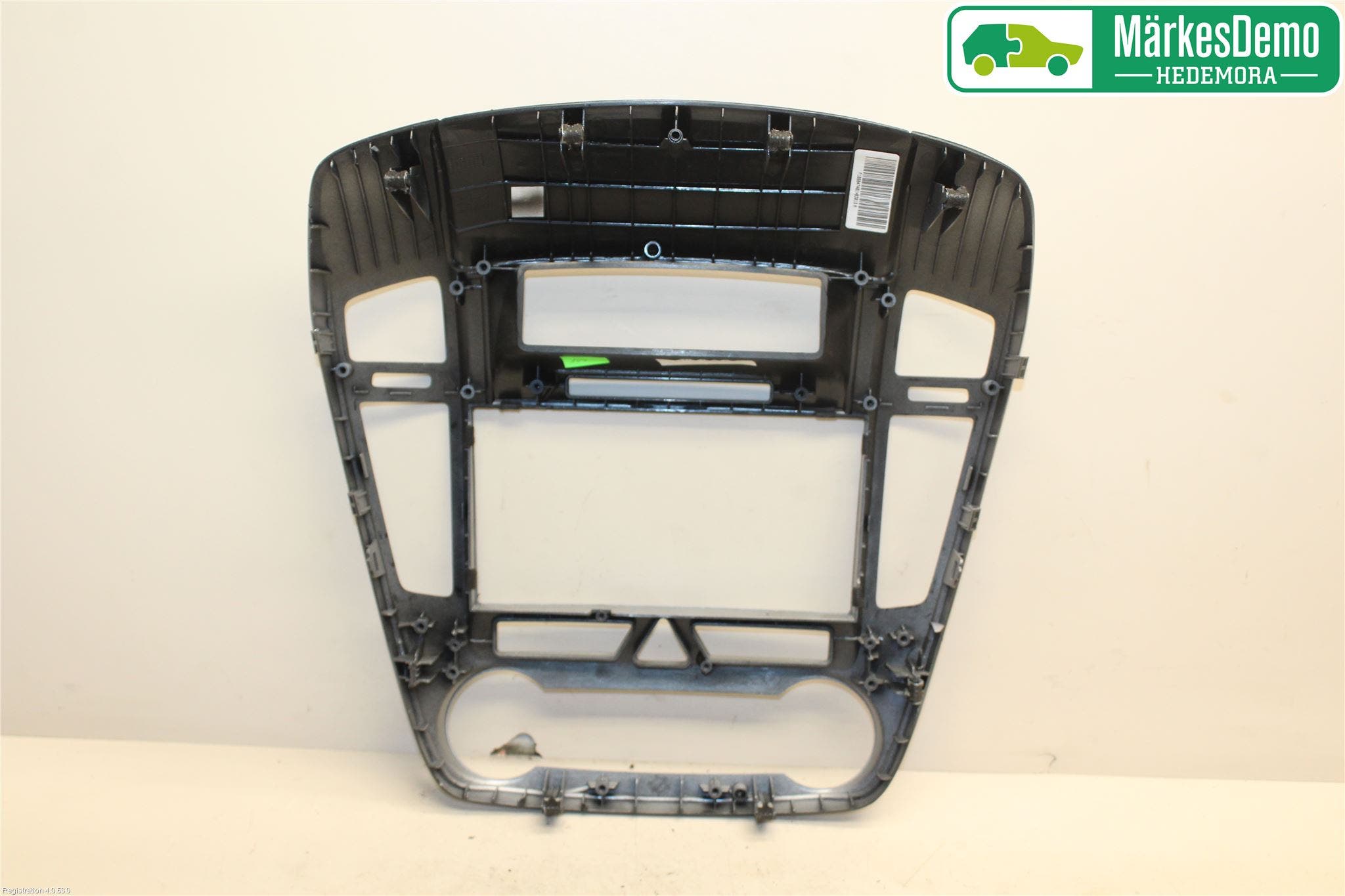 Kia CEED 06-12 Instrument-Radio Sarg