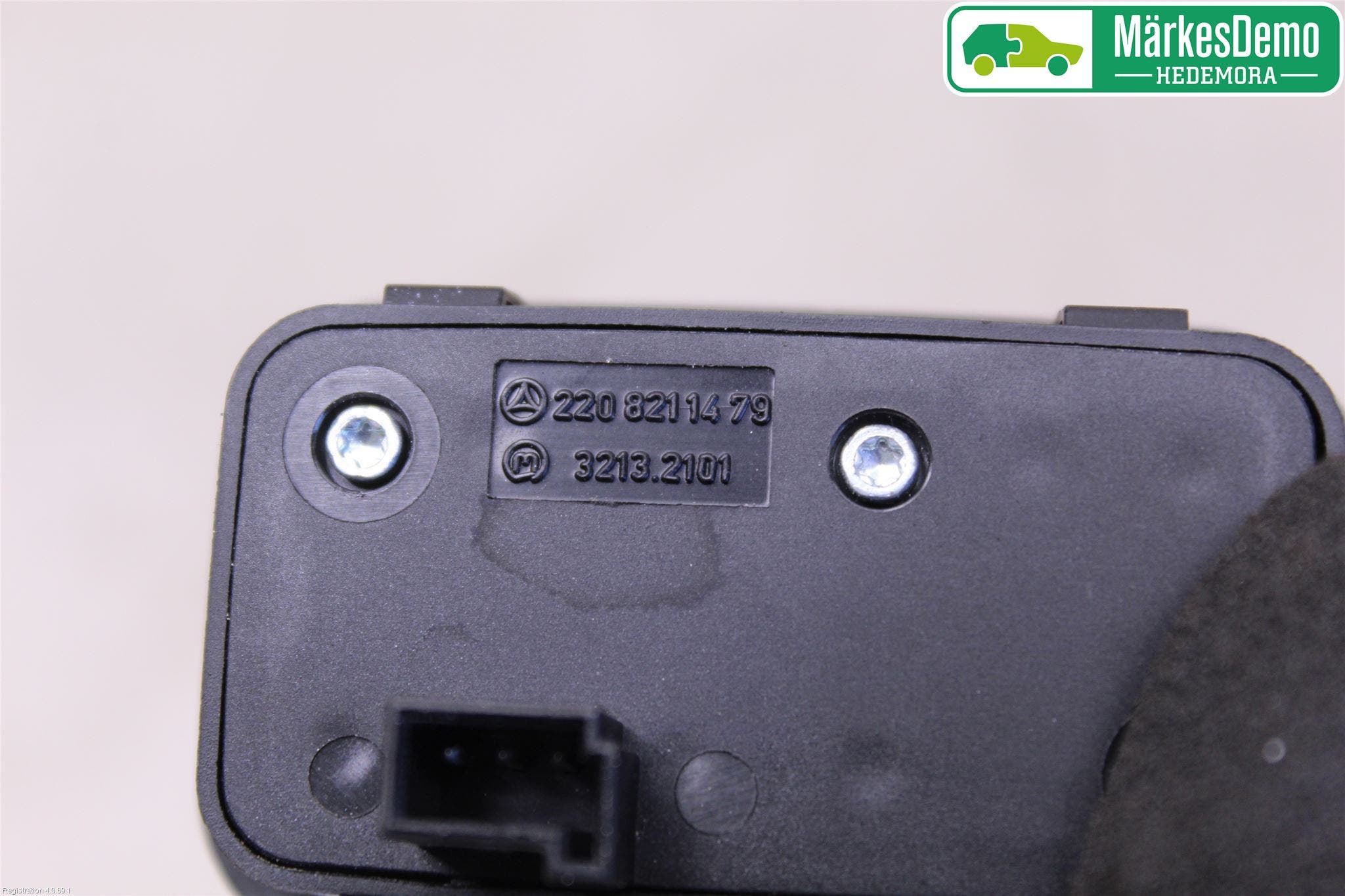 Mercedes-Benz MB S-KLASS (W221) 05-13 Strömställare Baklucka