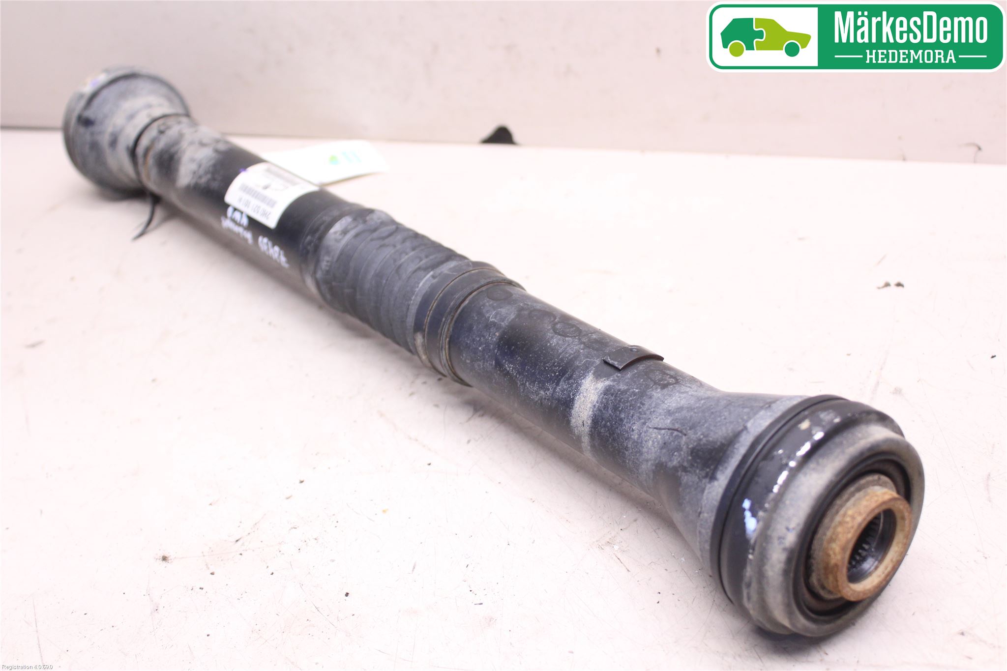 Volkswagen VW AMAROK 2H 10-22 Mellanaxel Främre 4Wd