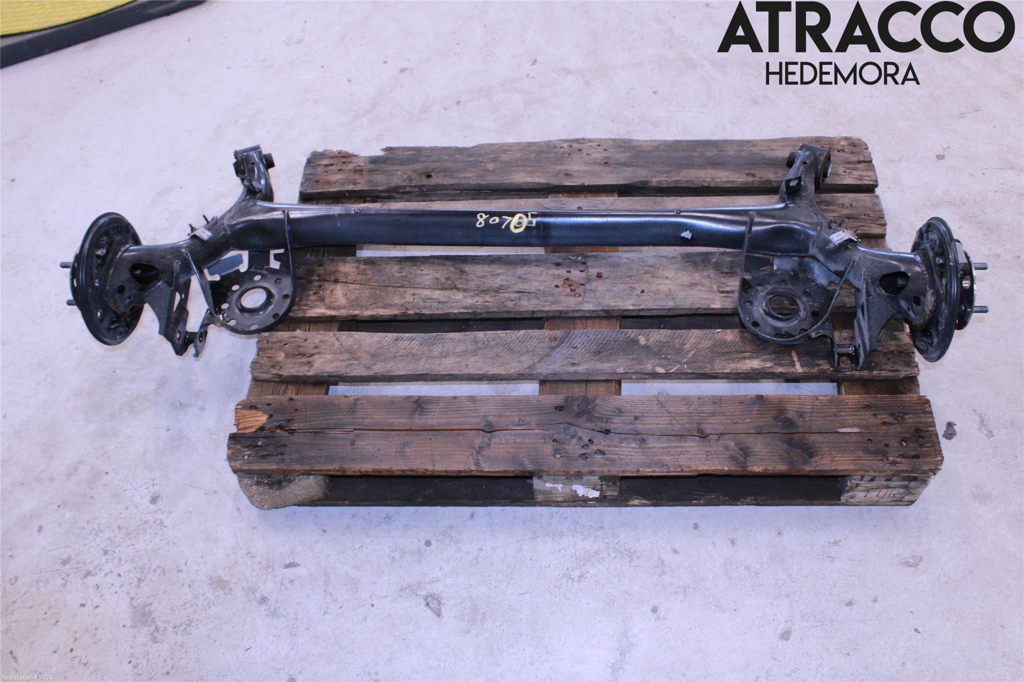 Toyota YARIS XP130 15-20 Bakaxelbalk