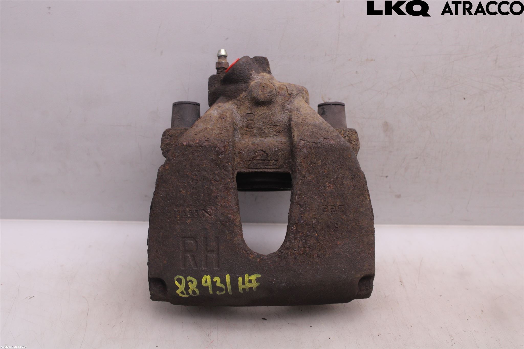 Ford FOCUS     04-07 Bromsok Fram Höger