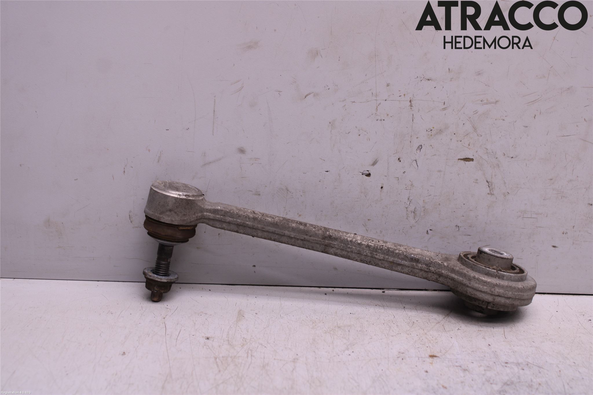 BMW 5 E60/61 Sed/Tou 02-10 Bärarm Bak Övre Höger