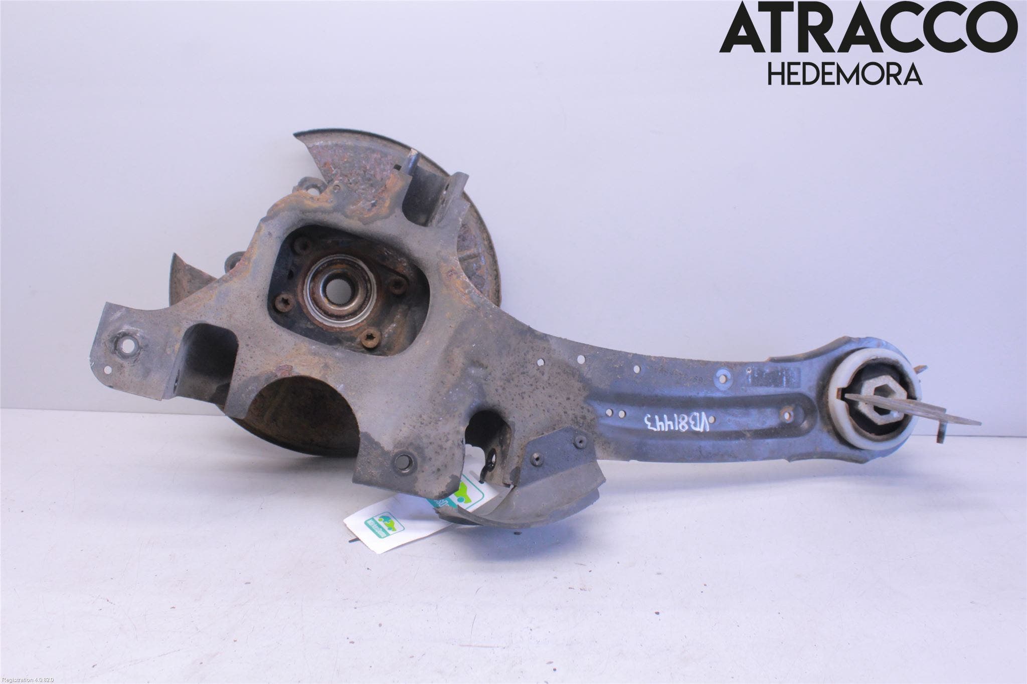 Volvo V60 CROSS COUNTRY 16-18 Hjullagerhus-Spindel Vä B