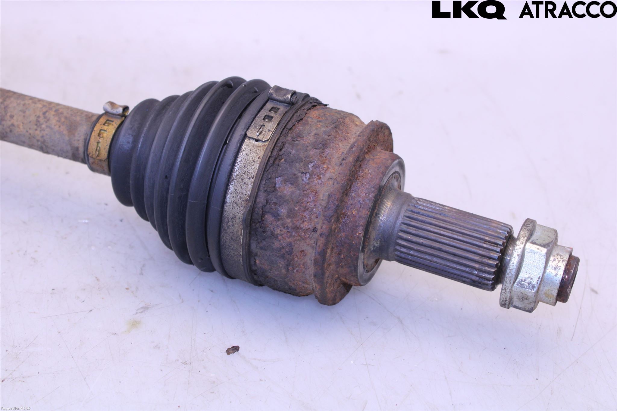 Suzuki GRAND VITARA II 06-14 Drivaxel Fram Vänster