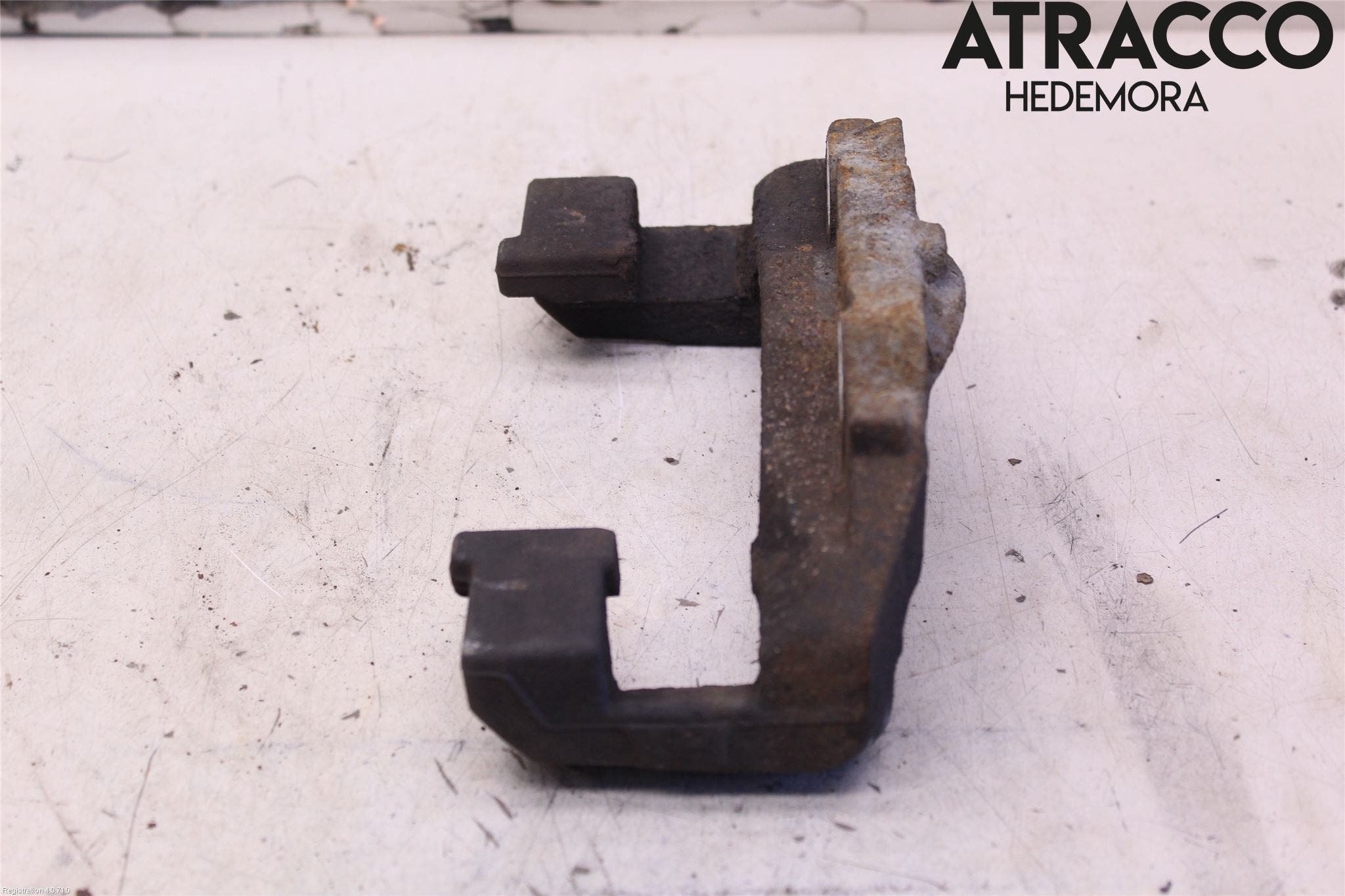 Peugeot 5008 10-16 Bromsokshållare