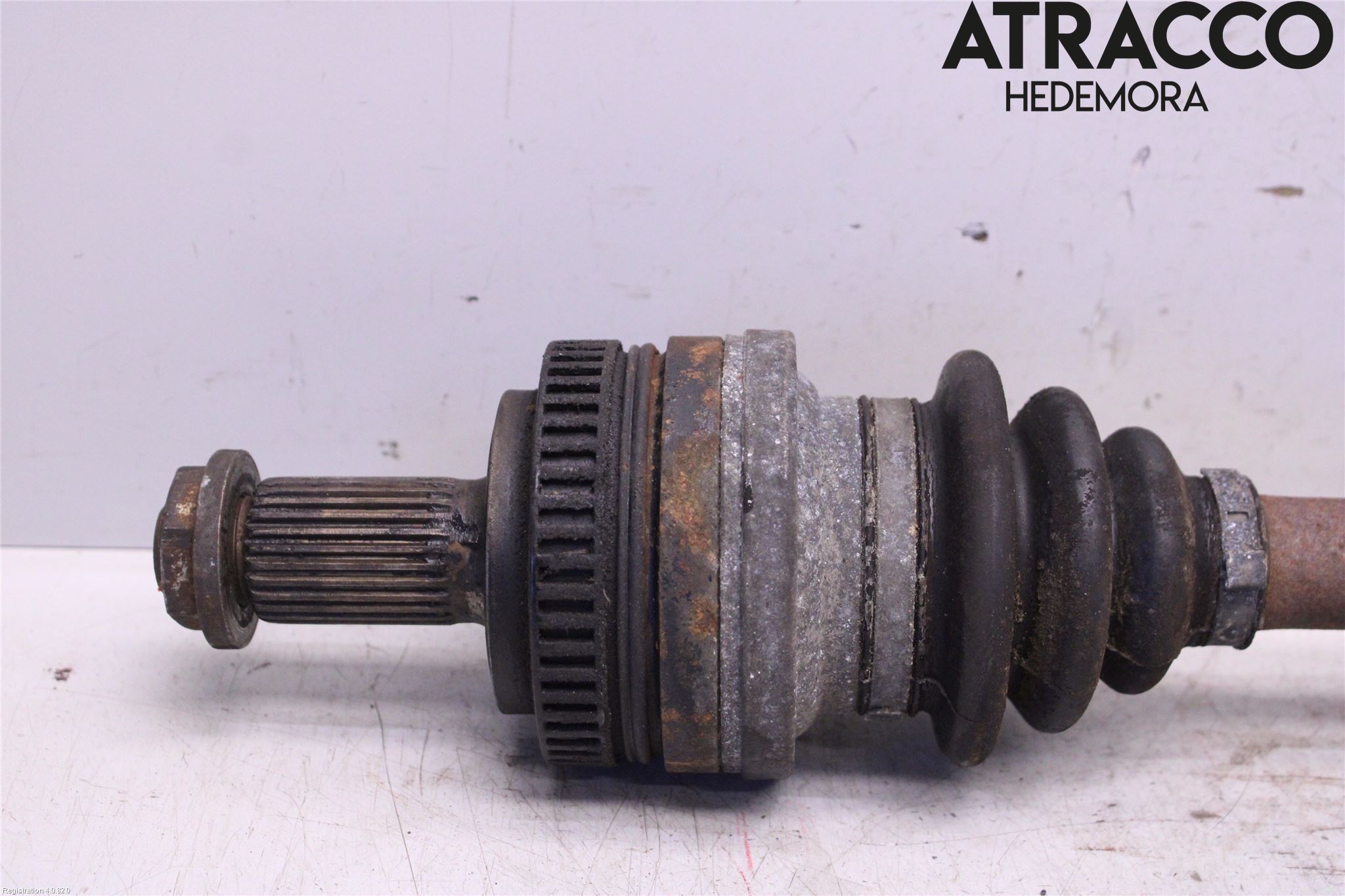 BMW Z3 E36/6    94-02 Drivaxel Bak Höger