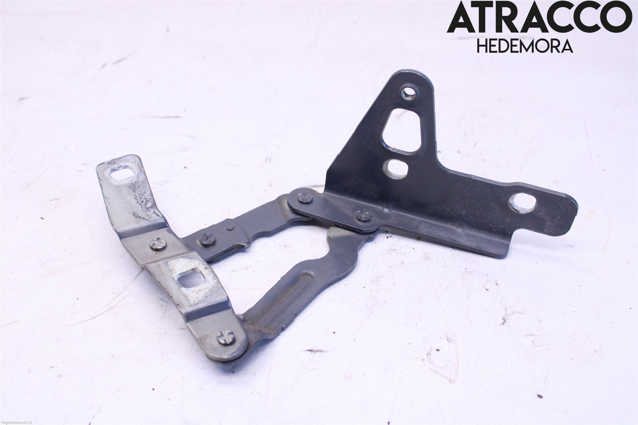 Seat LEON 06-12 Huvgångjärn