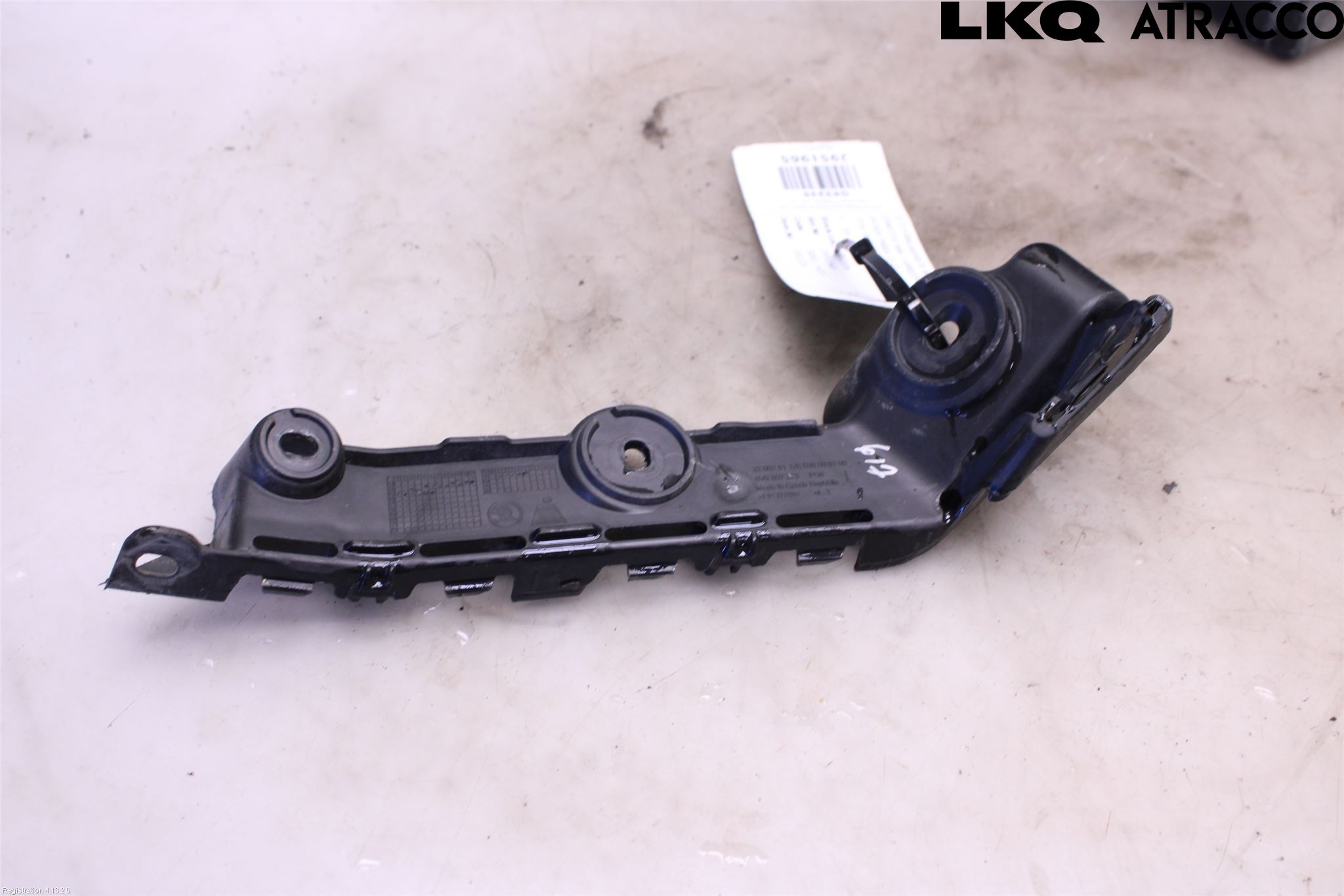 Skoda FABIA 15-21 Stötfångarfäste Bak Vä