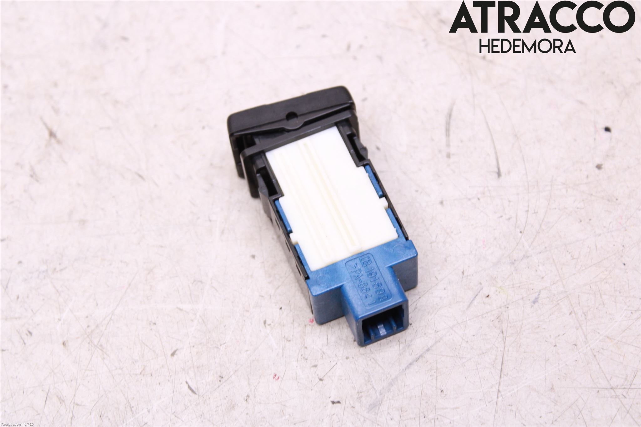 Toyota AURIS 13-19 Strömställare Stolvärme