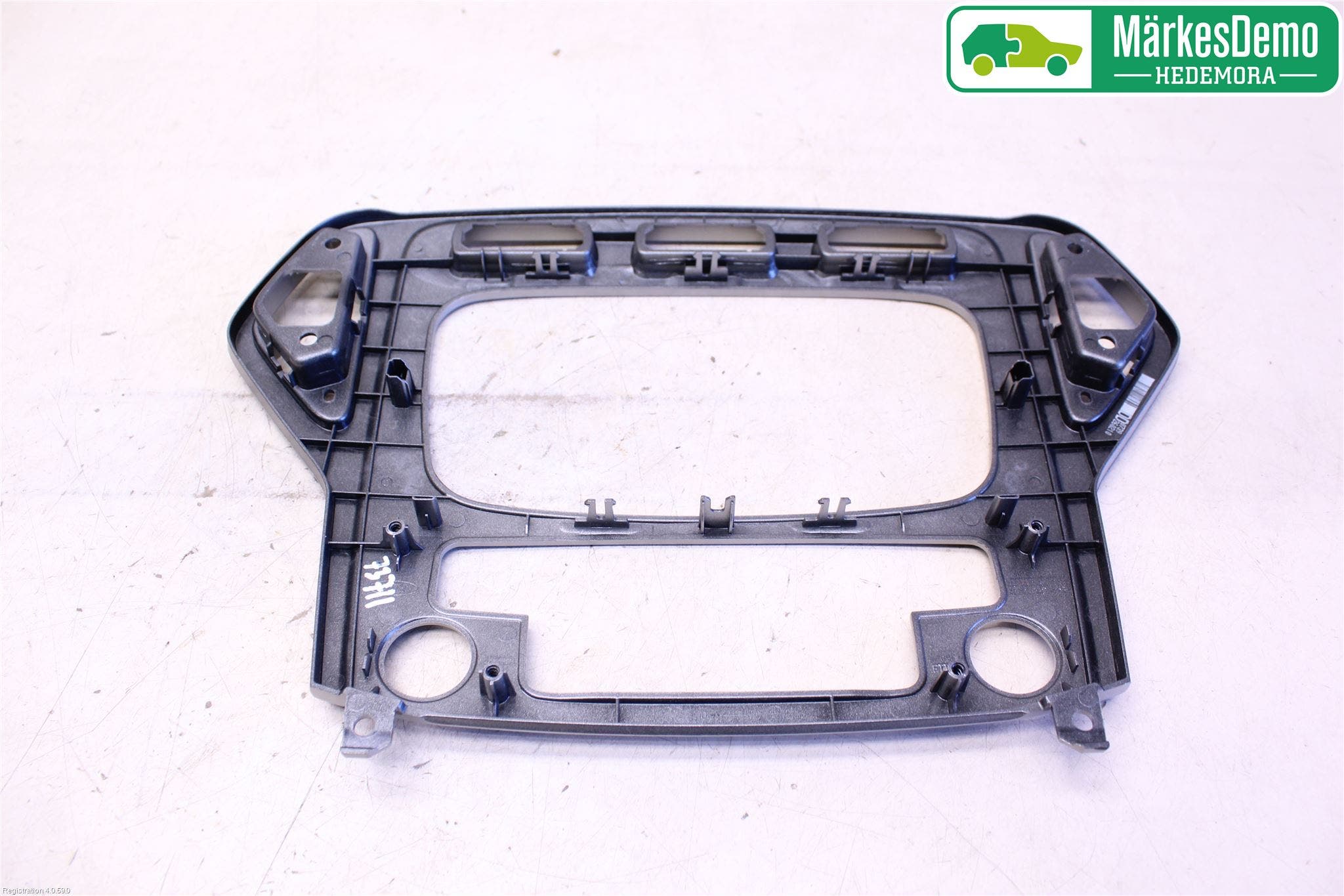 Ford MONDEO 07-15 Instrument-Radio Sarg