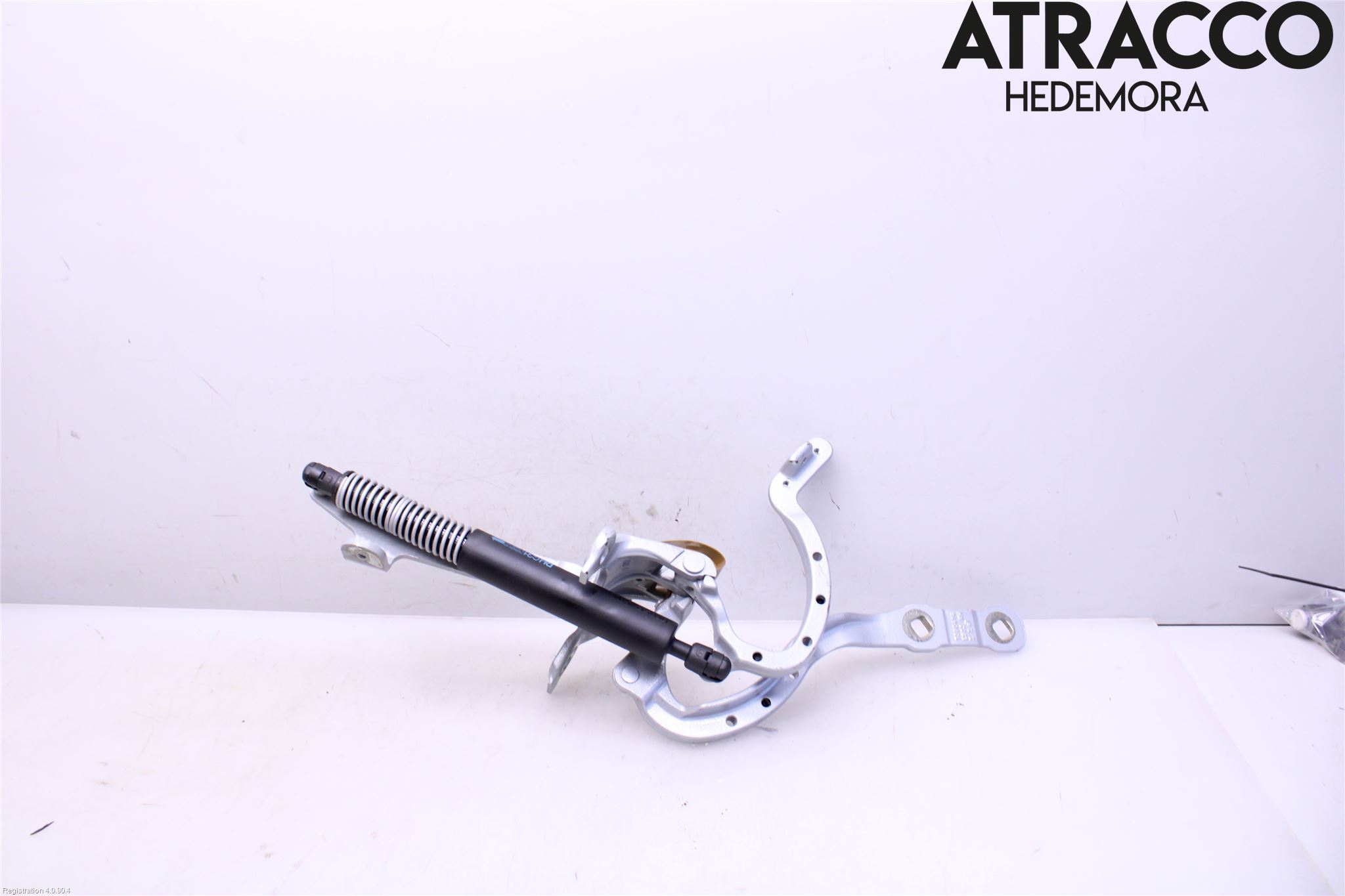 BMW 5 G30/G31/F90 17-23 Bakluckegångjärn Hö