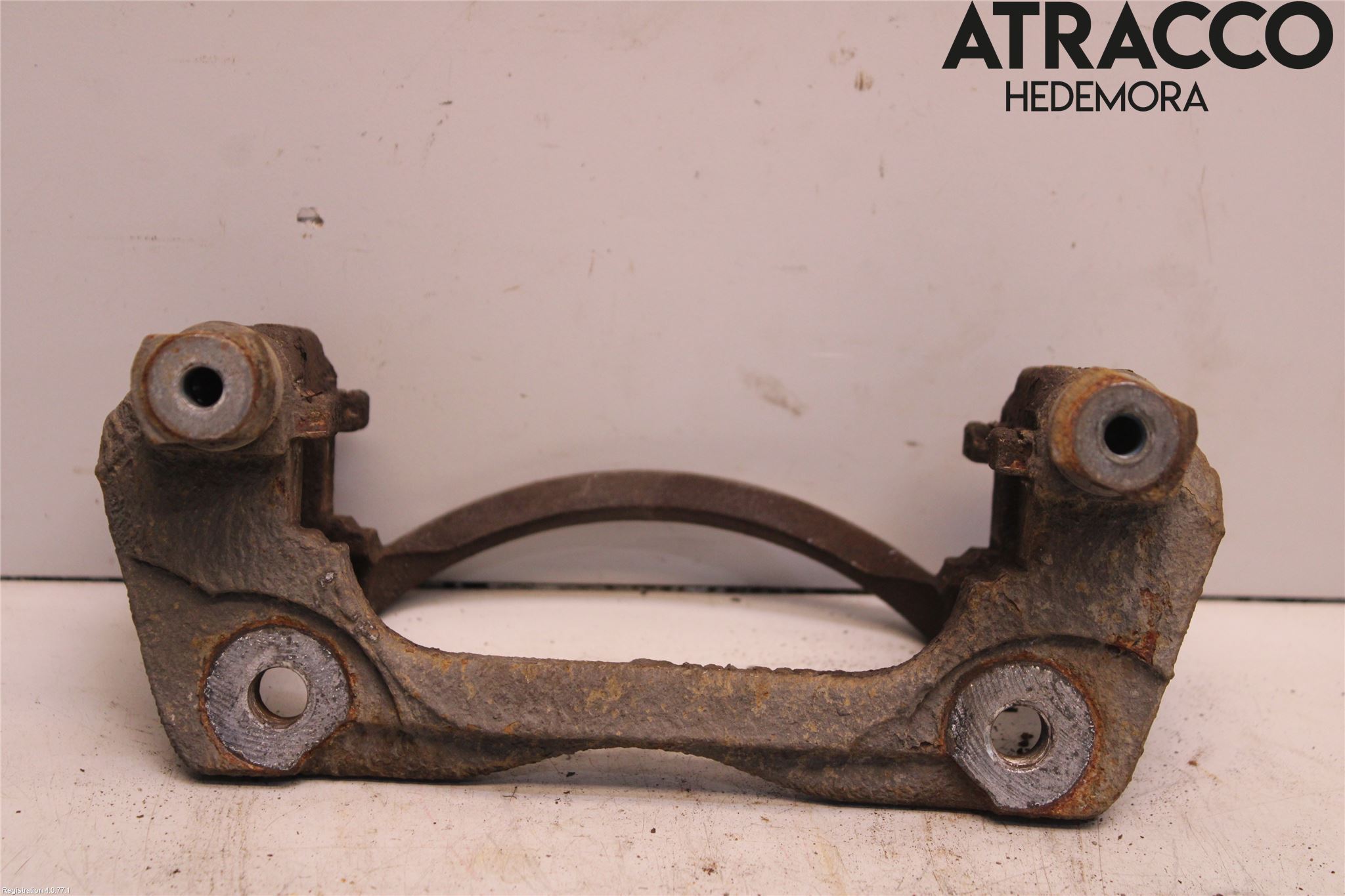 Toyota AURIS 10-12 Bromsokshållare