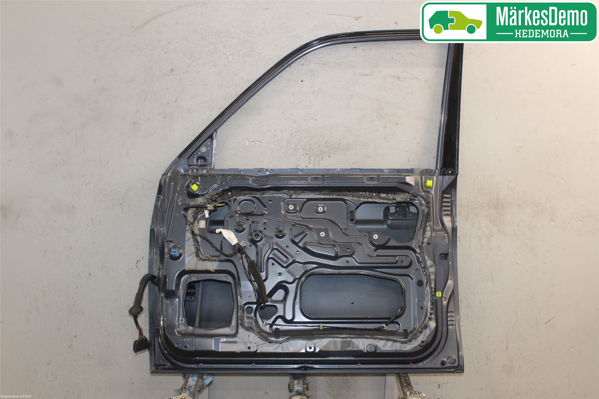 Mitsubishi PAJERO  99-06 Dörr Fram Höger