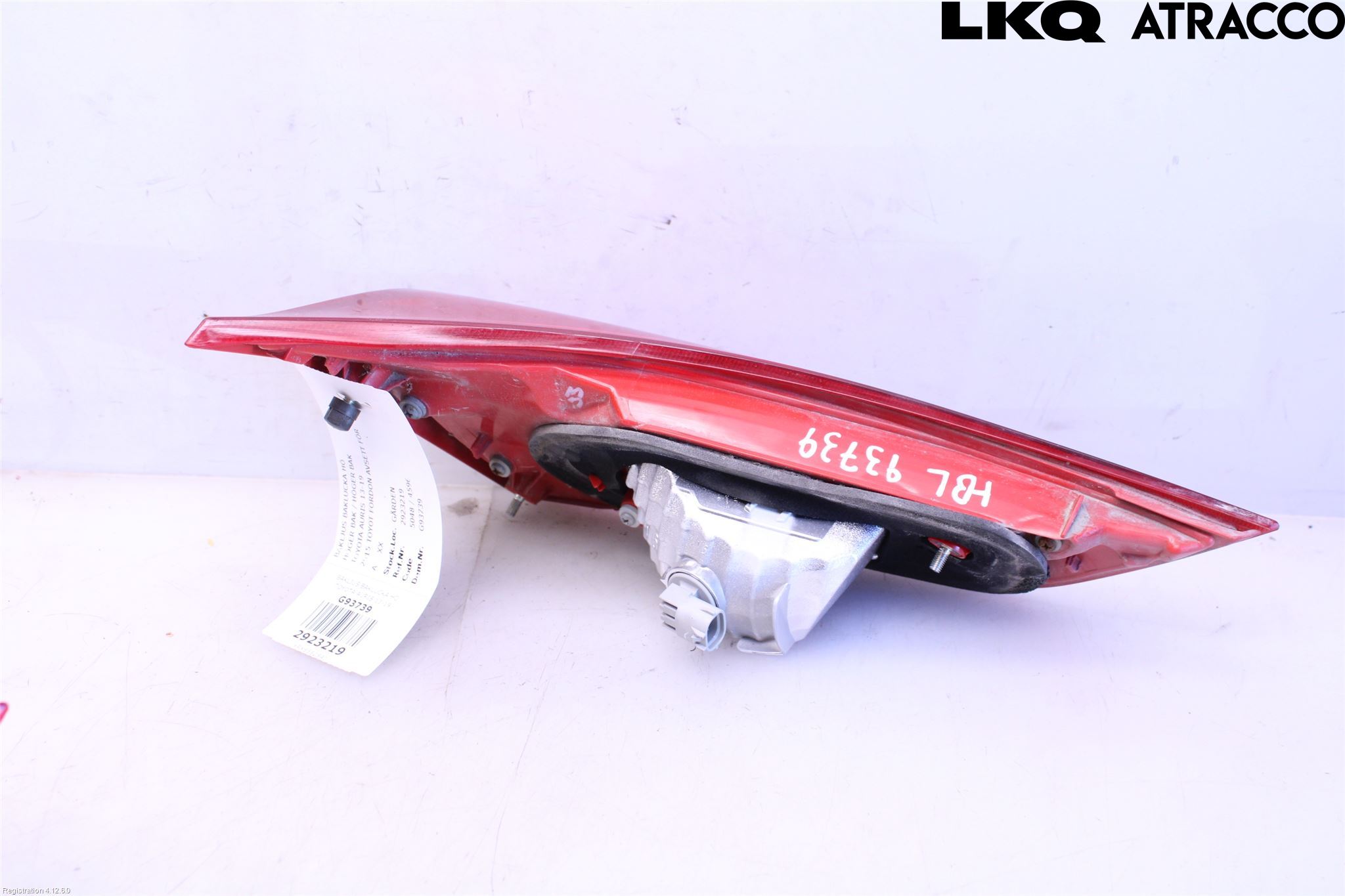 Toyota AURIS 13-19 Bakljus Lucka Hö