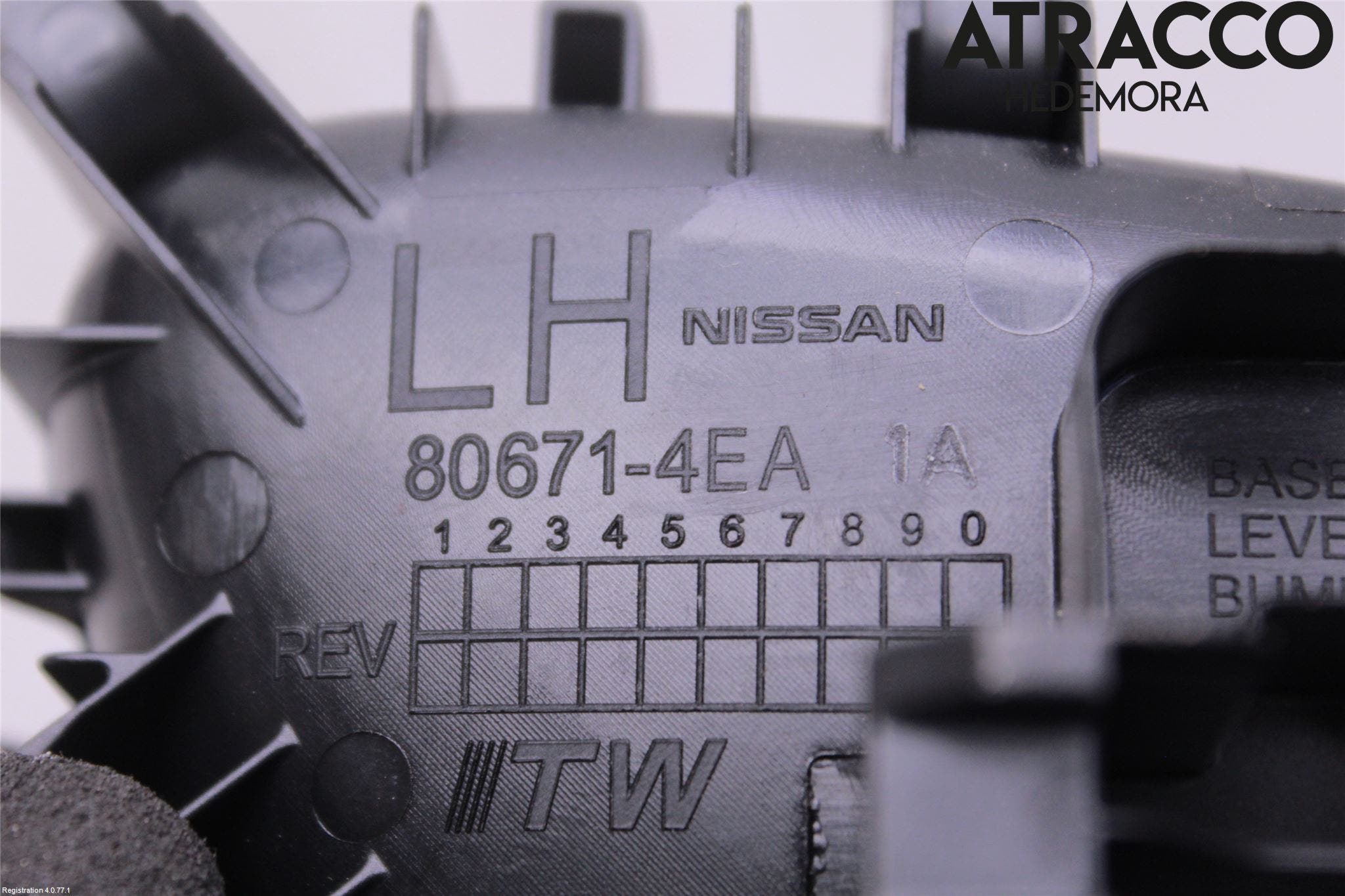 Nissan QASHQAI 17-21 Dörrhandtag Inre Vä