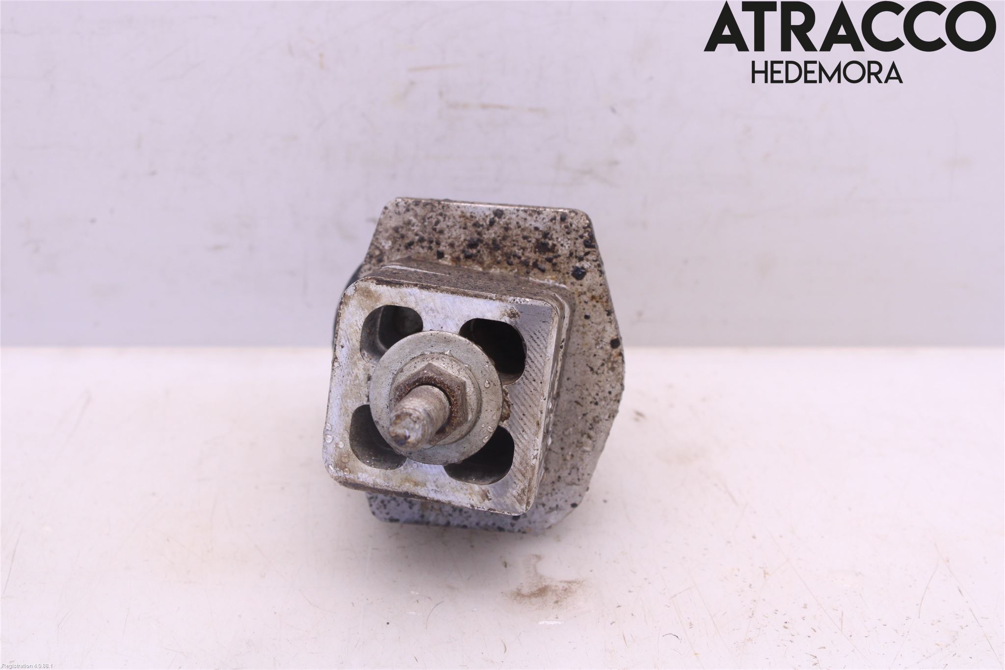 Volvo V90 17->> Bakaxel Fäste