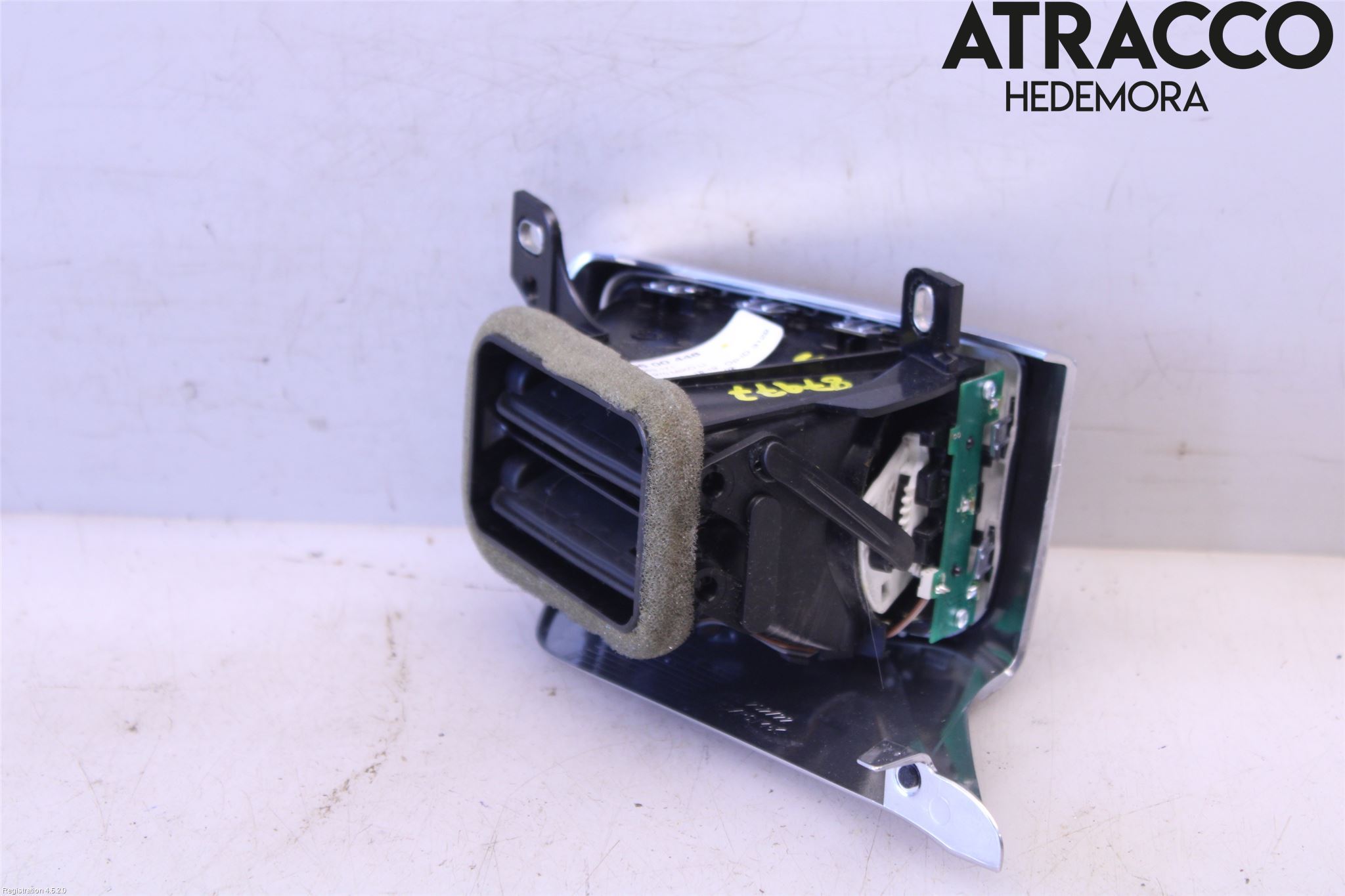 Porsche PANAMERA 09- Defrosterkanal-Munstycke