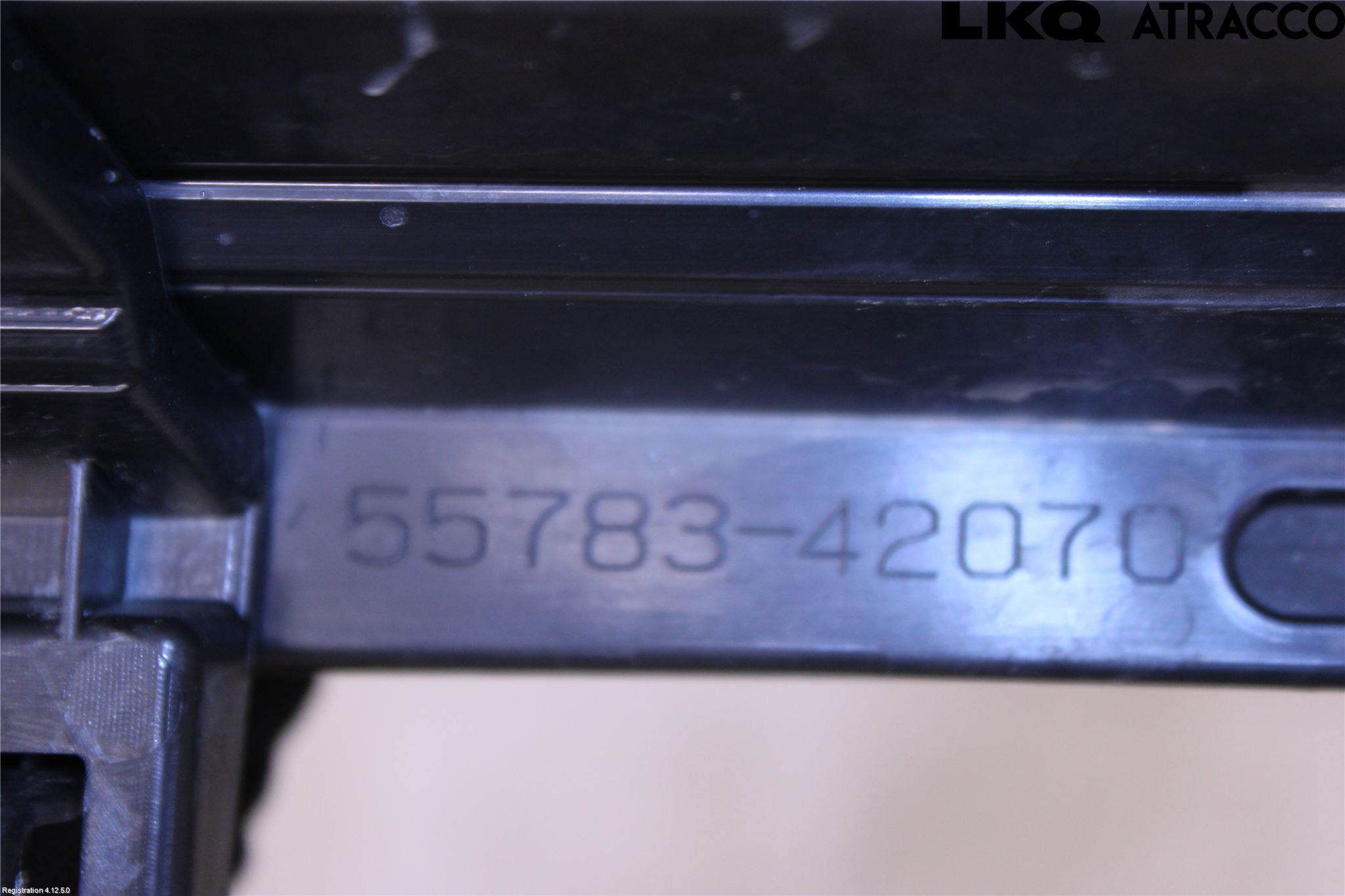 Toyota RAV4 19- Torpedplåt-Torpedplast