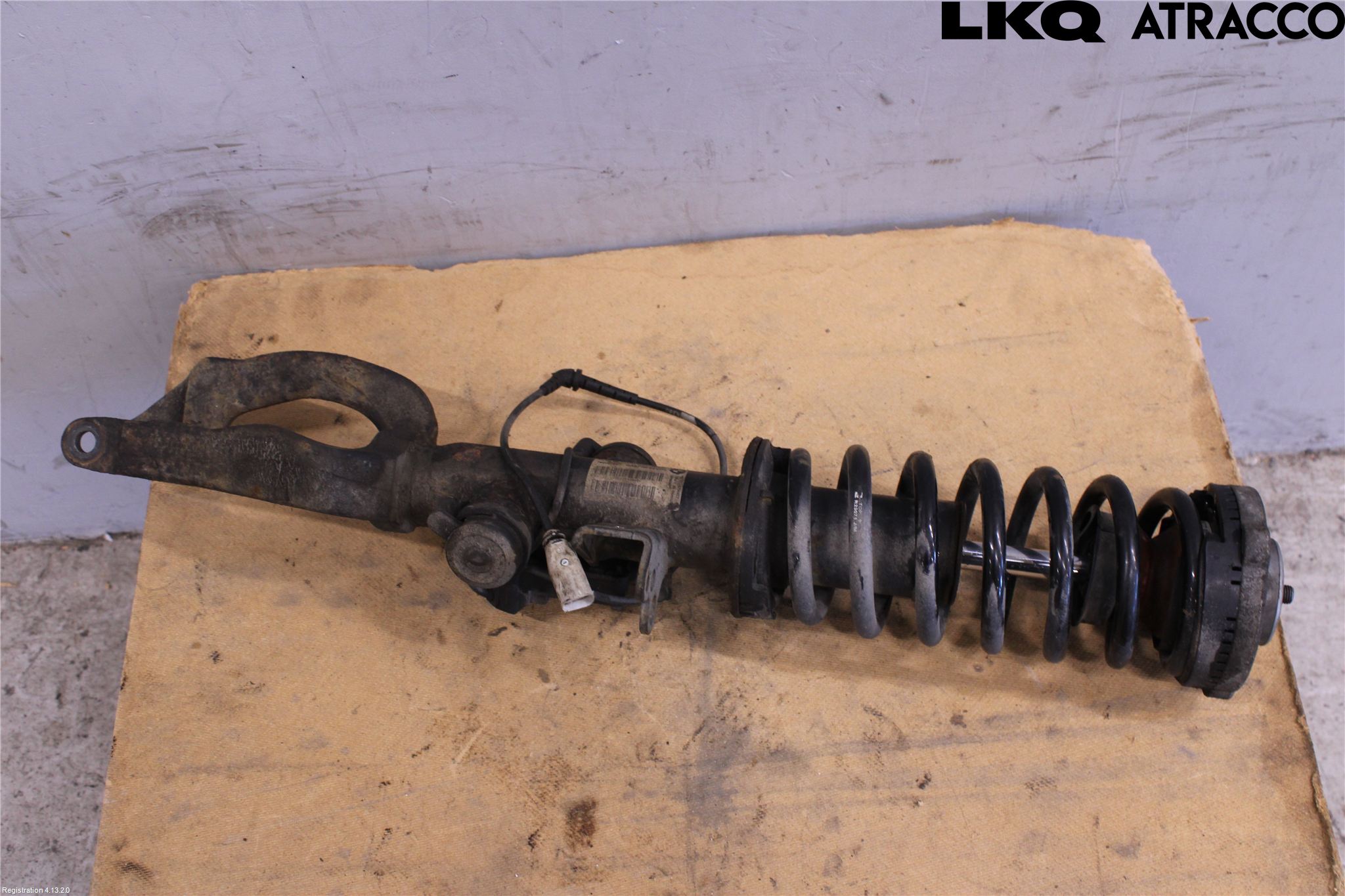 BMW 5 F10/F11/F18 09-17 Fjäderben Fram Vänster