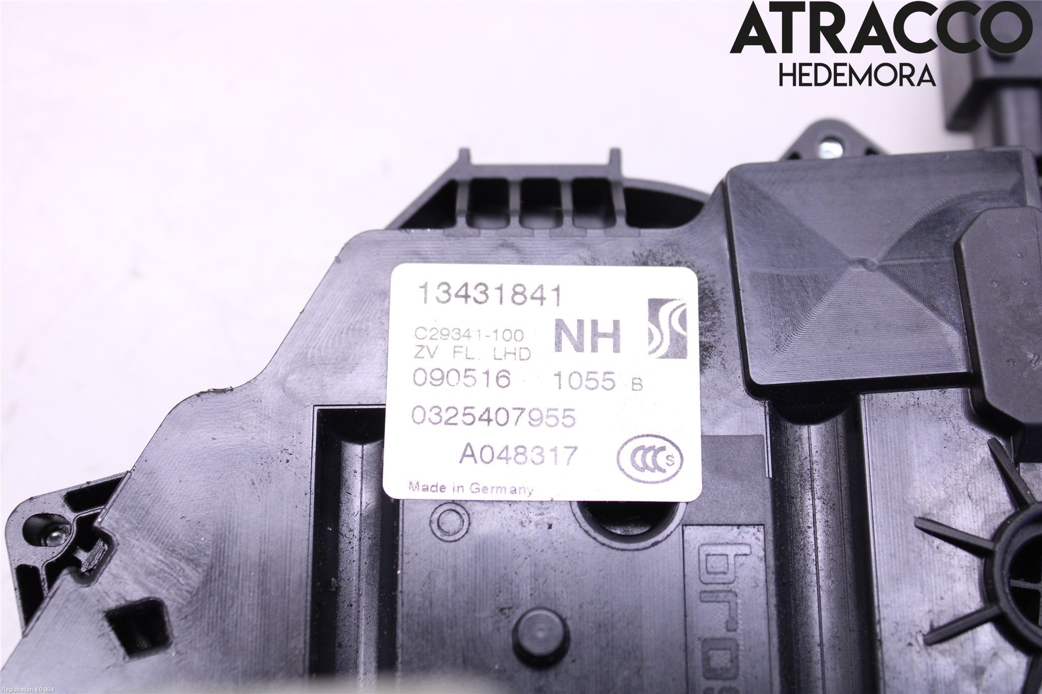 Opel CORSA E 15-19 Låskista-Dörrlås