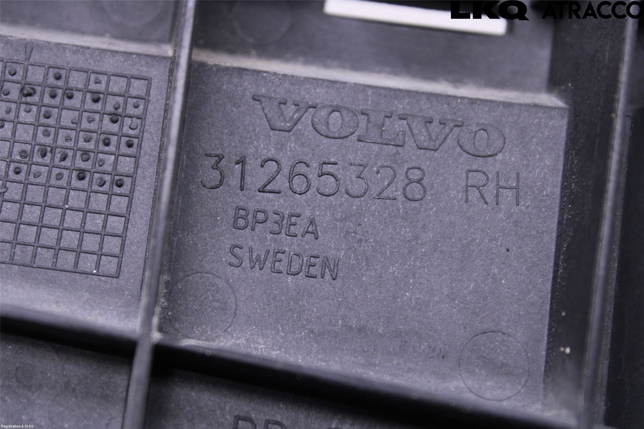 Volvo V70 08-13 Stötfångarfäste Bak Hö