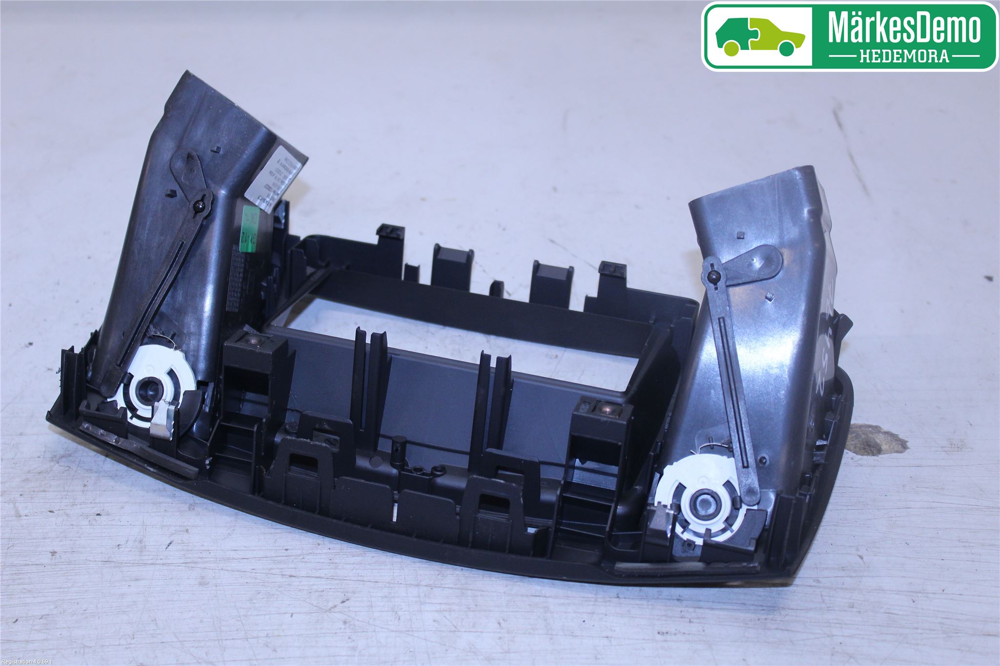 Opel INSIGNIA 09-16 Defrosterkanal-Munstycke