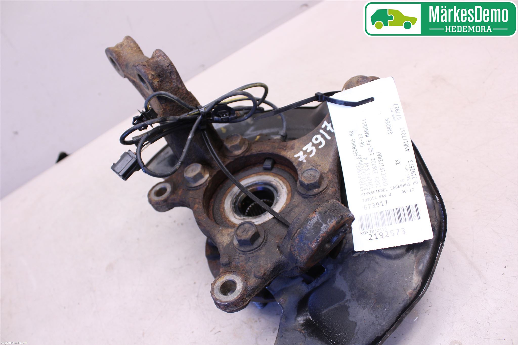Toyota RAV 4 06-12 Styrspindel Lagerhus Hö