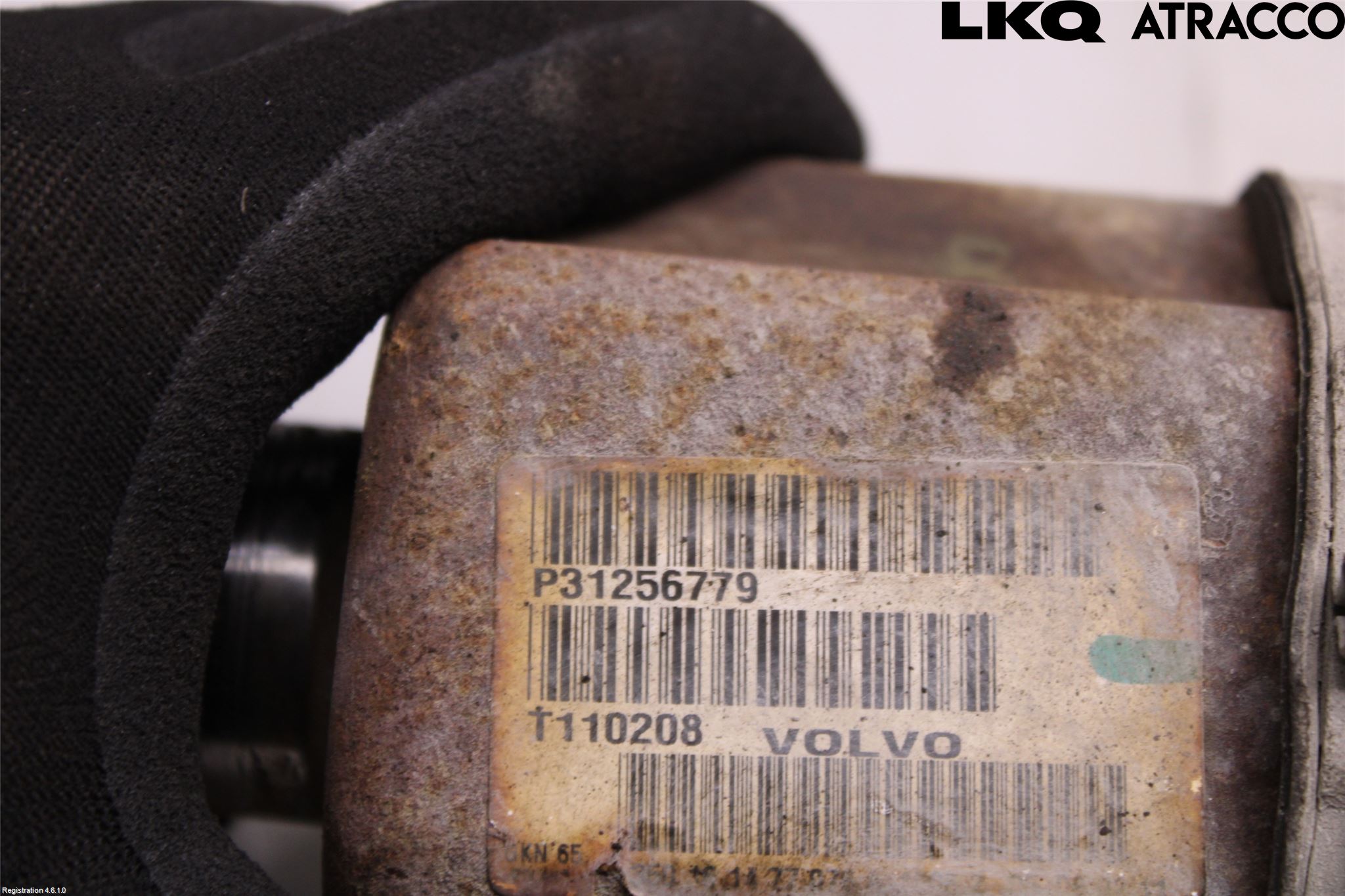 Volvo V70 08-13 Drivaxel Fram Vänster