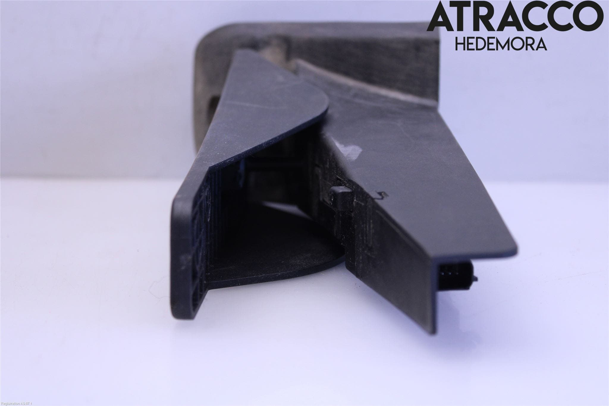 Volvo V90 17->> Gaspedal