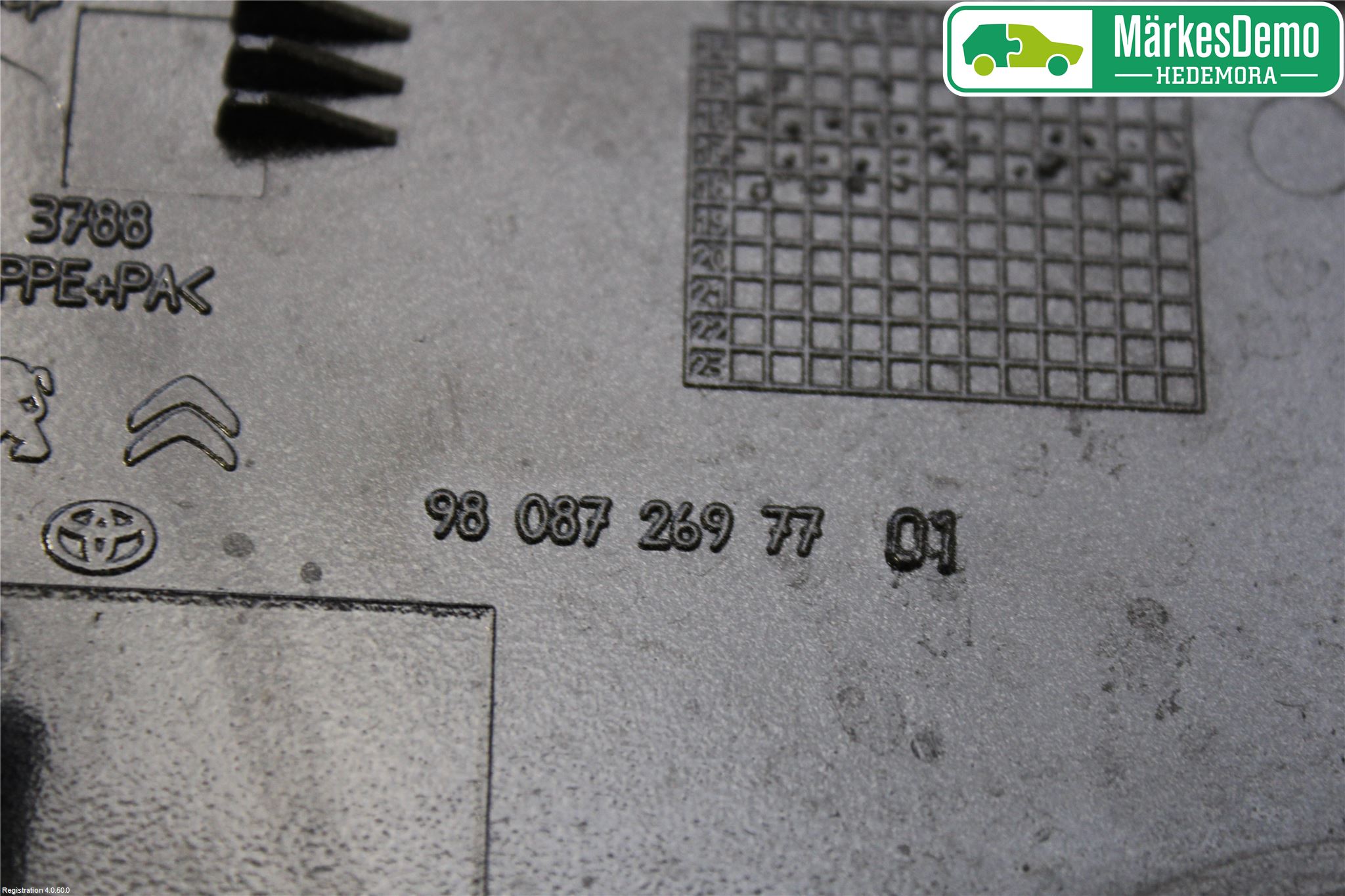 Peugeot EXPERT/E-EXPERT 17- Tanklucka