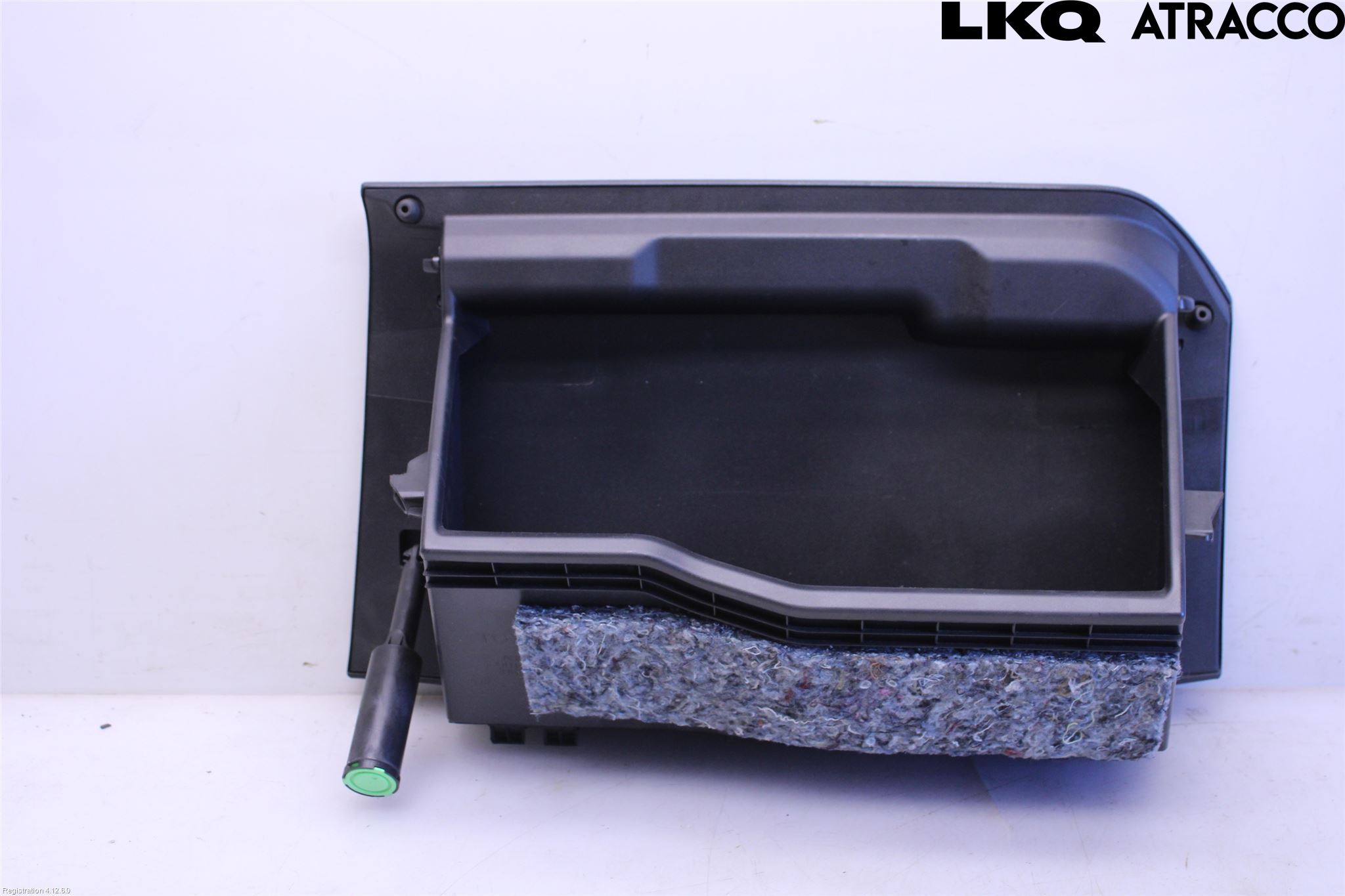 Toyota AURIS 13-19 Handskfack