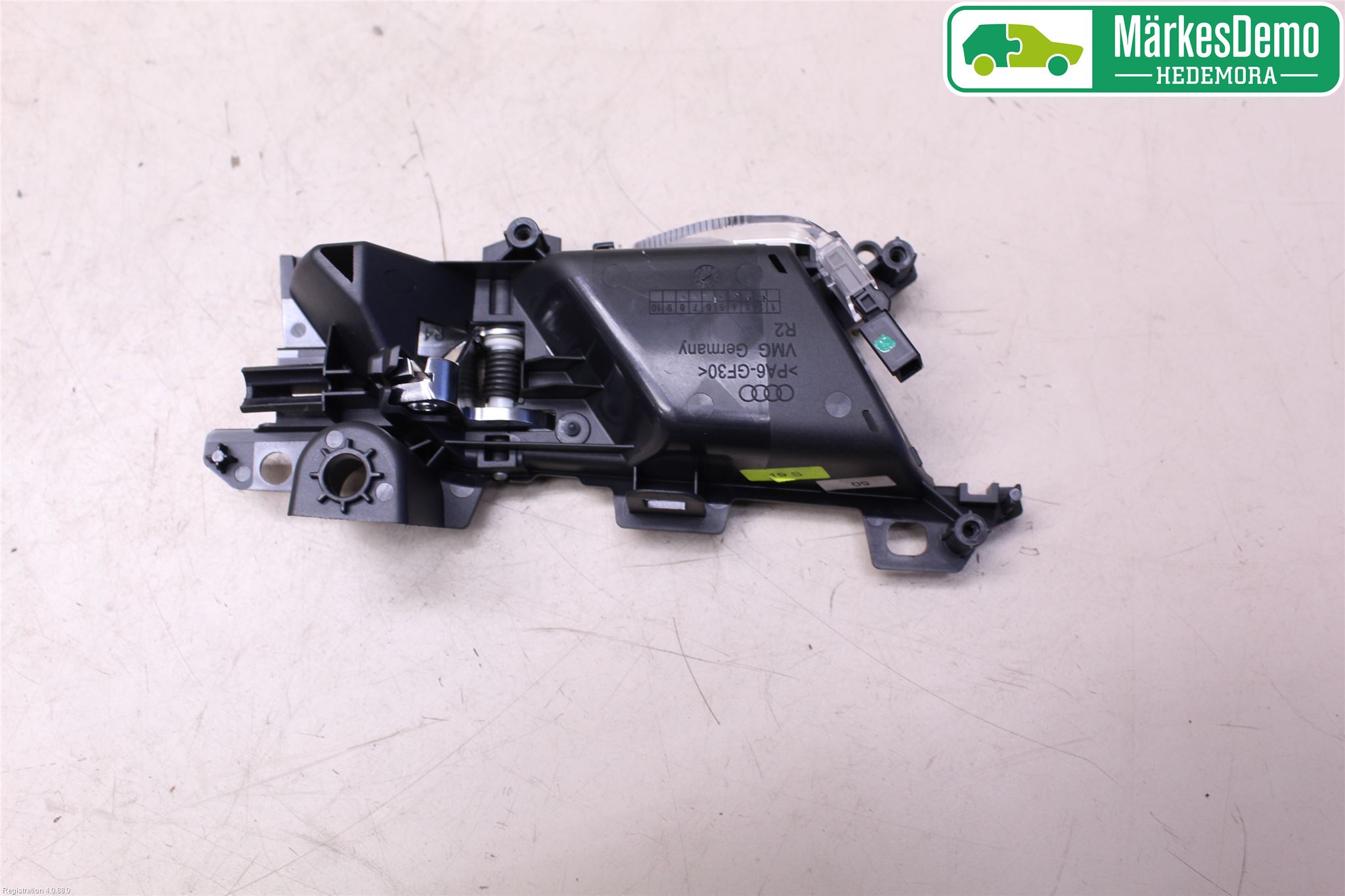 Audi A4/S4 B9 16-19 Dörrhandtag Inre Hö