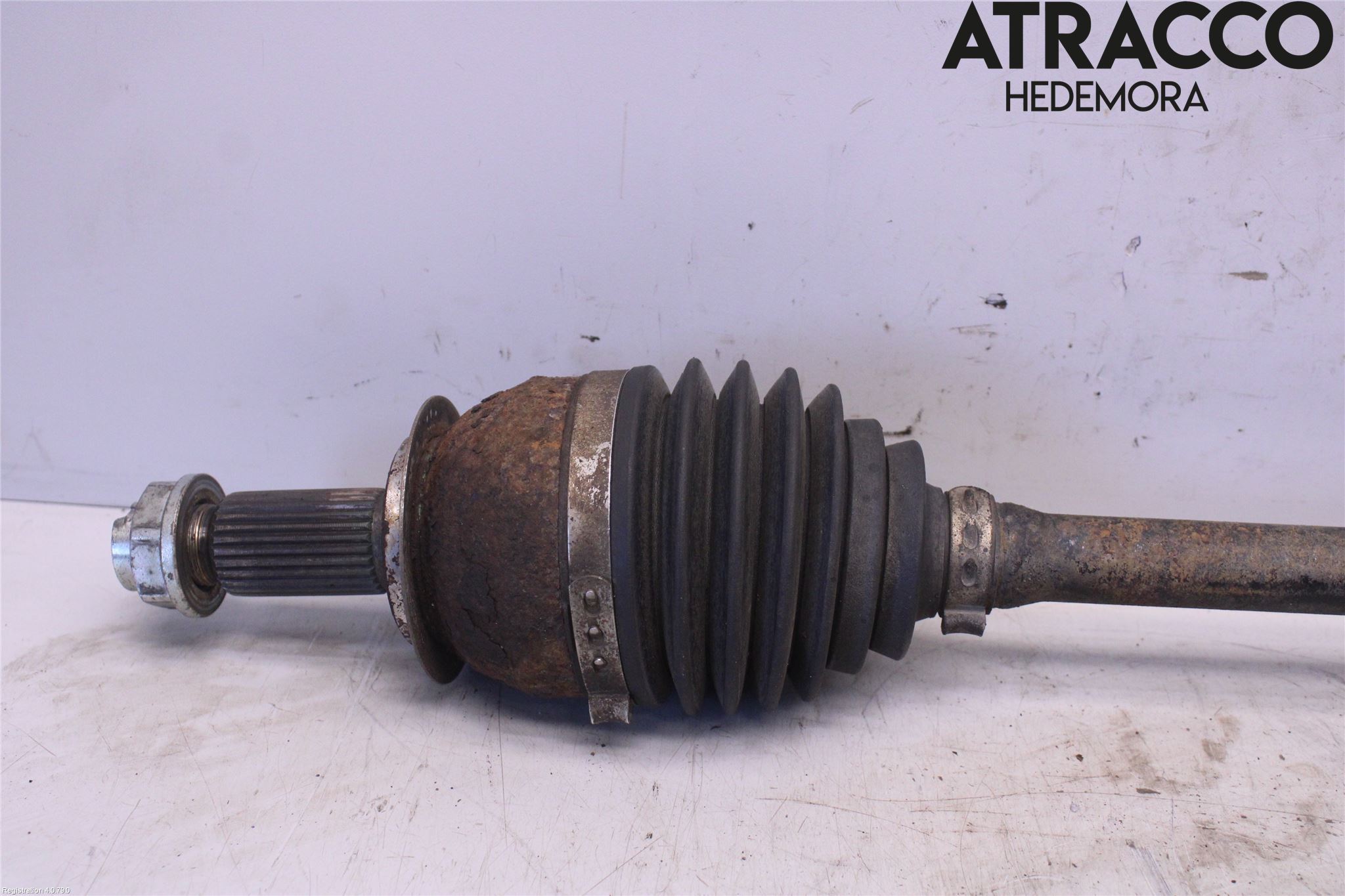 Subaru OUTBACK 10-15 Drivaxel Fram Höger