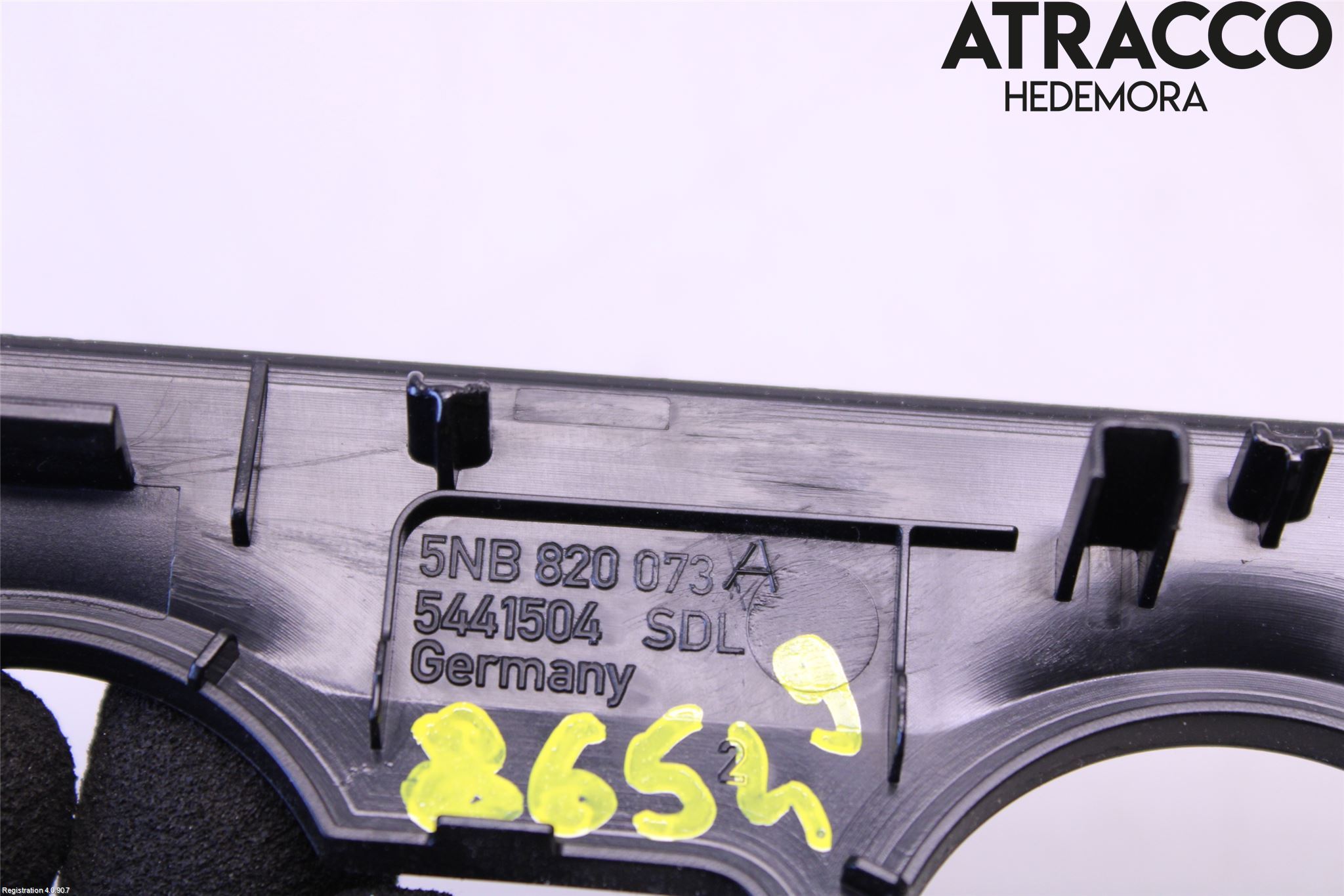 Volkswagen VW TIGUAN 16-24 Instrument-Radio Sarg