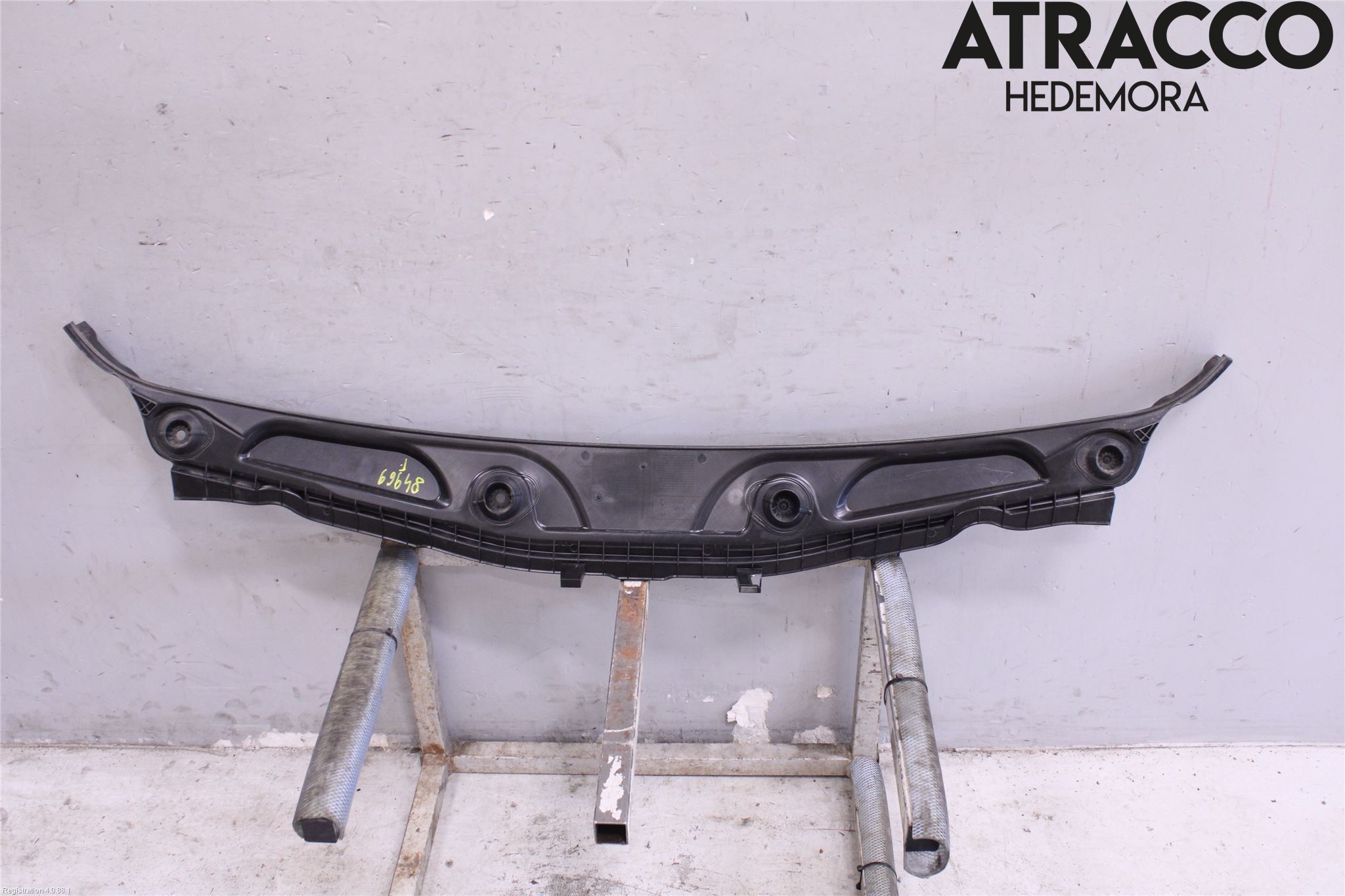BMW X1 F48 15-22 Torpedplåt-Torpedplast