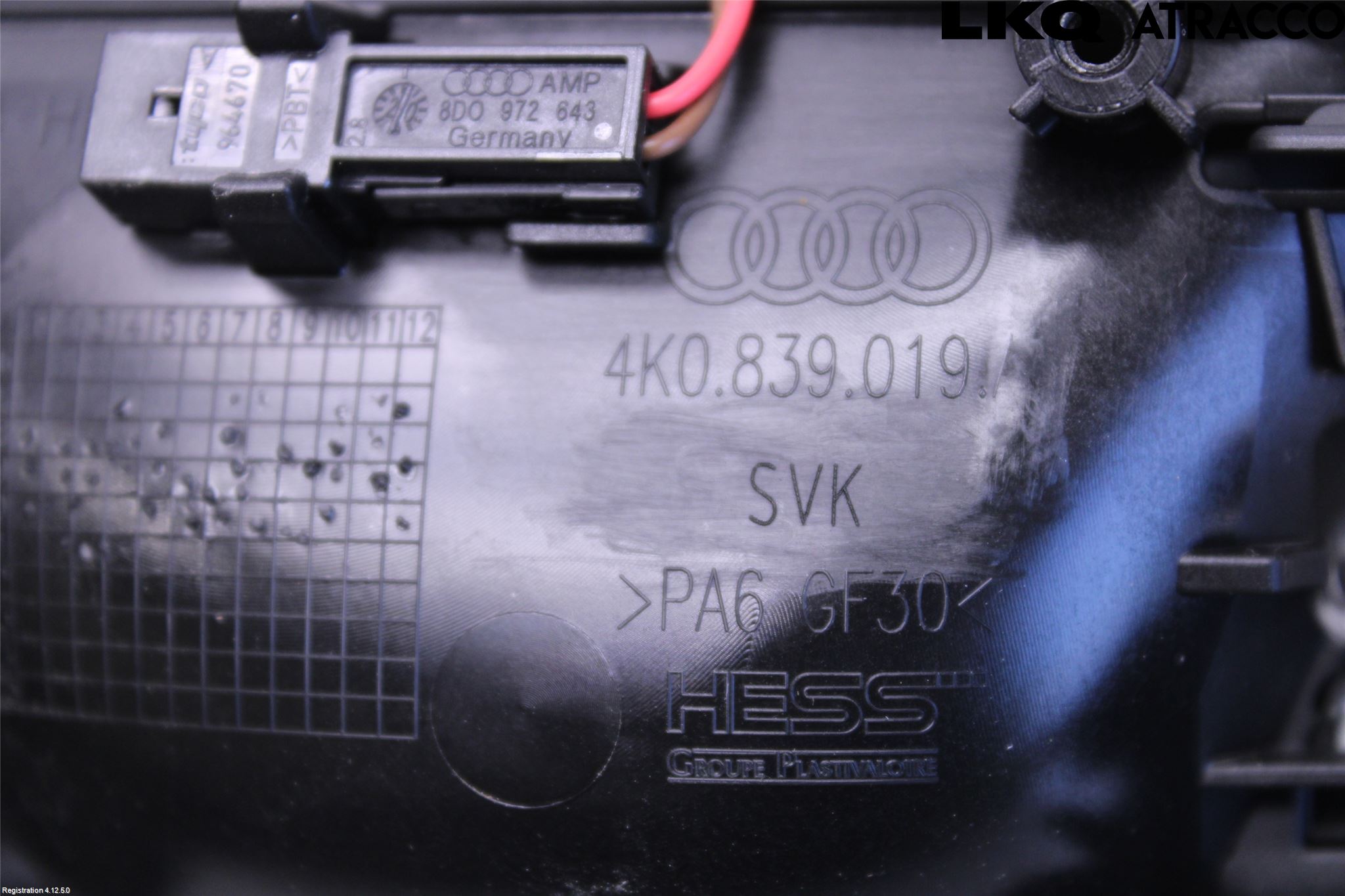 Audi A6 F2/C8 19- Dörrhandtag Inre Vä