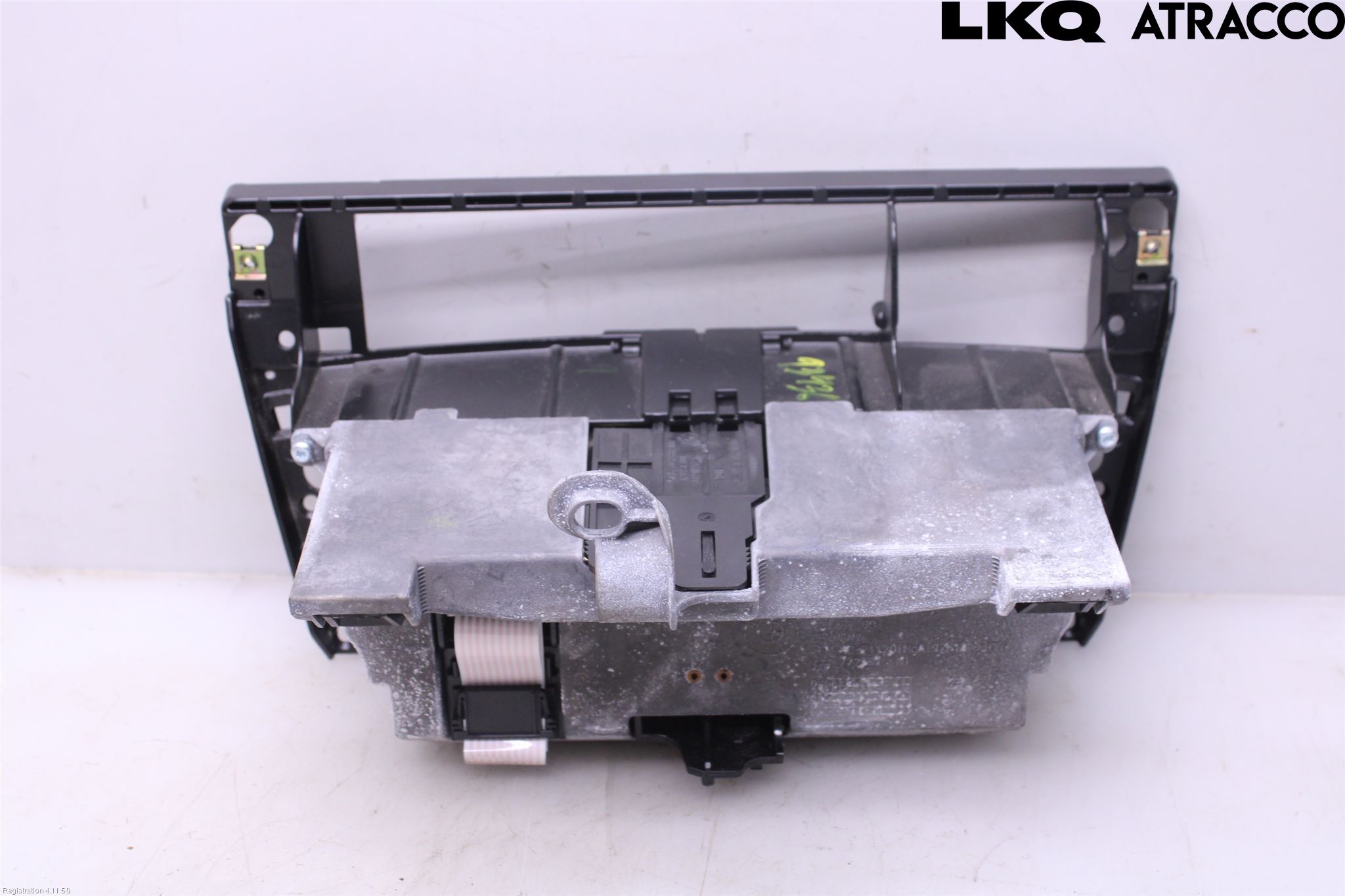 BMW 7 E65/66    00-08 Instrumentbräda Förvaringsfack