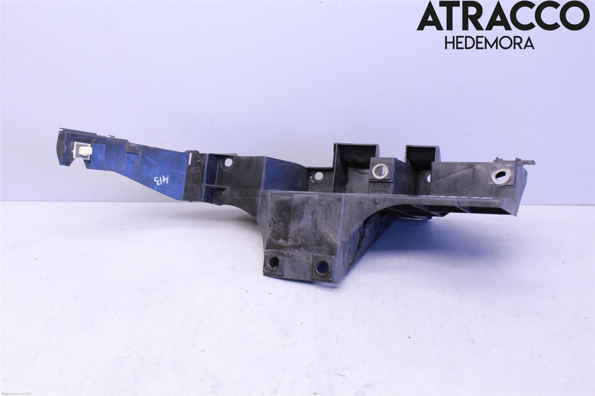 Subaru B9 TRIBECA  06-07 Stötfångarfäste Bak Hö