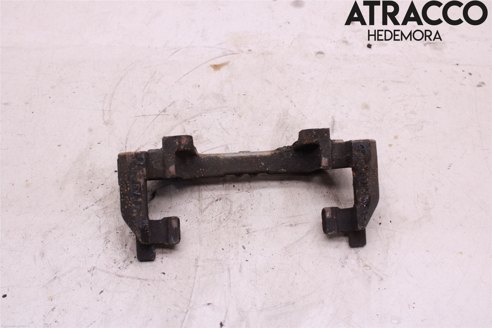 Opel ASTRA K 16-22 Bromsokshållare