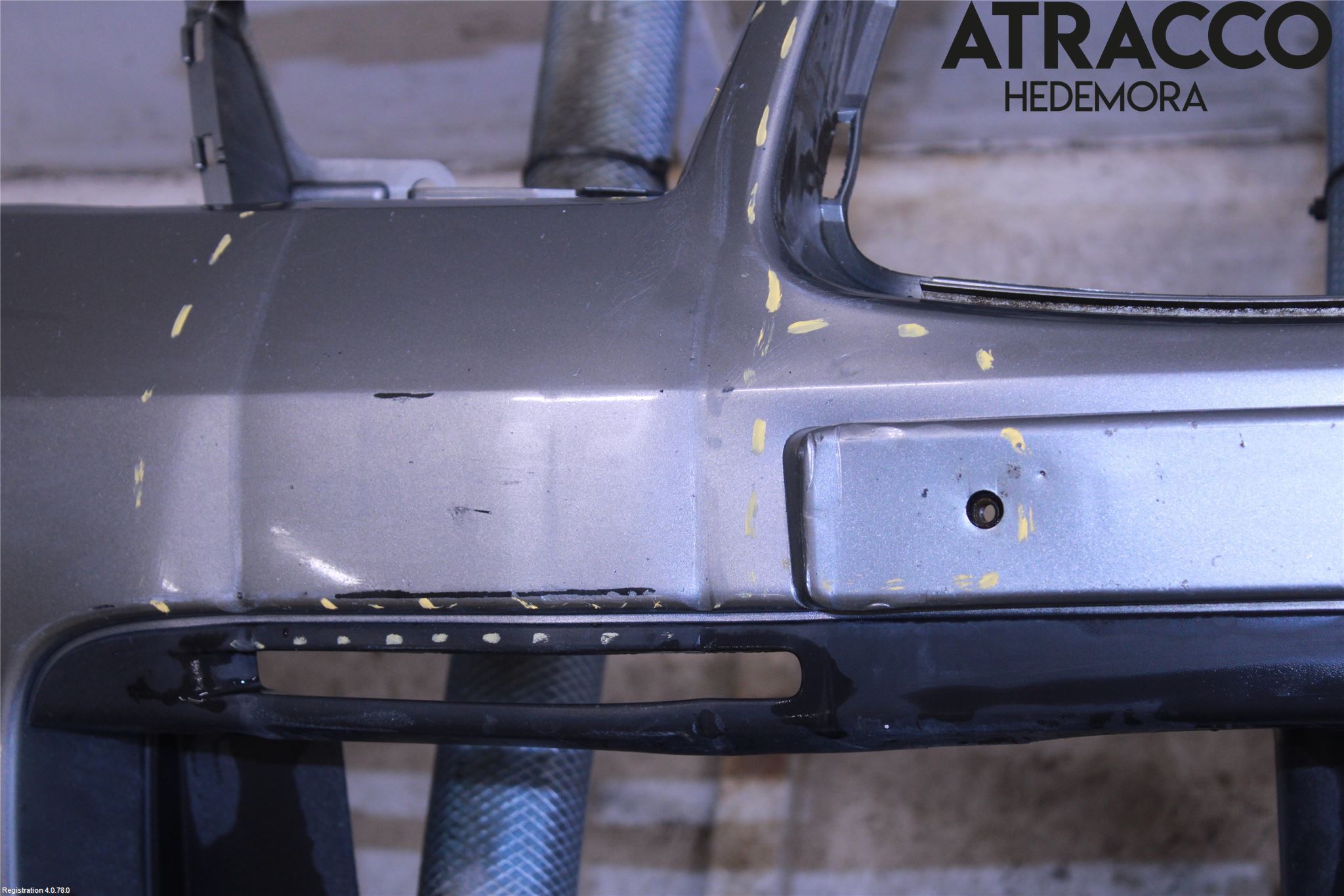 Subaru IMPREZA II  06-07 Stötfångarbeklädnad Fram
