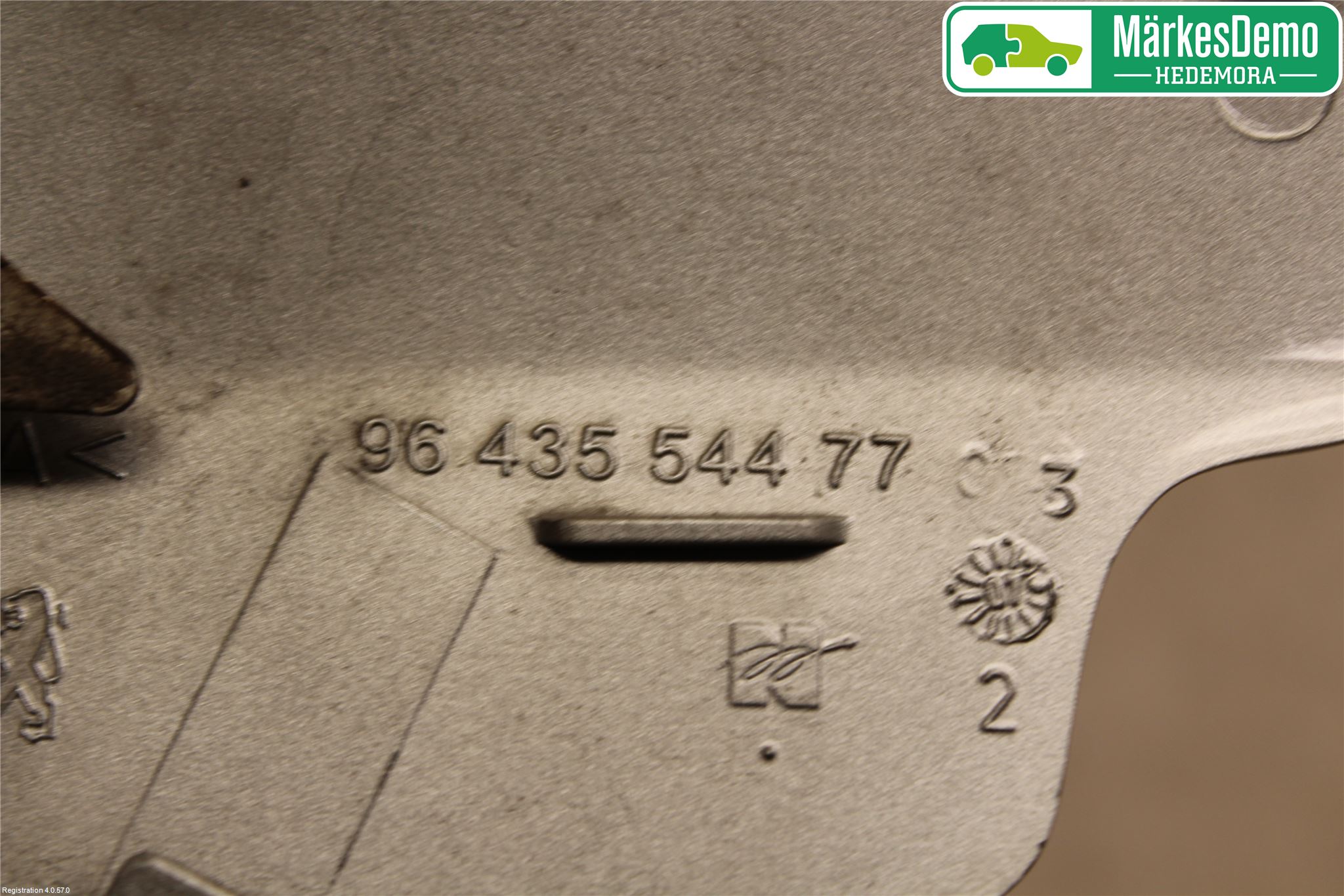 Peugeot 307     05-08 Tanklucka