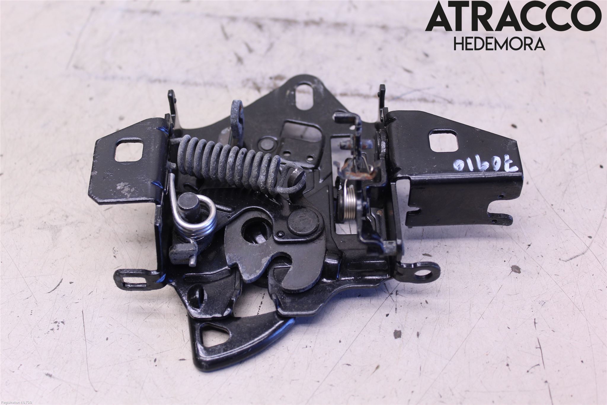 Volkswagen VW PASSAT 01-05 Huv Spärr